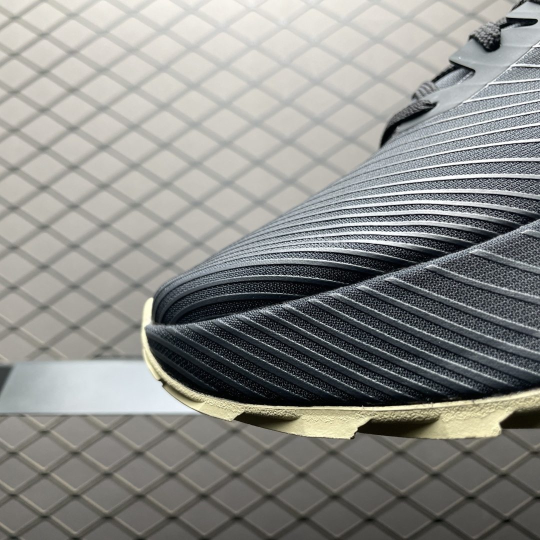 纯原版 NK ACG Ultra Fly Trail 户外跑步鞋 IR7317-001 尺码：36 36.5 37.5 