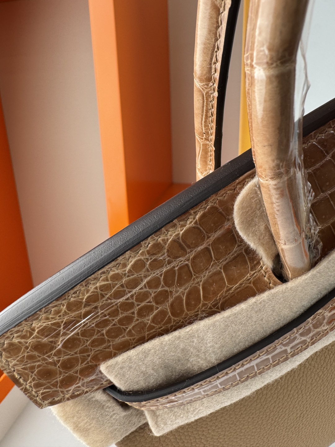 Birkin 25cm Touch Handbag in Togo Leather with Crocodile Leather Accent 7 cmp i1749883403603 6027 0 5