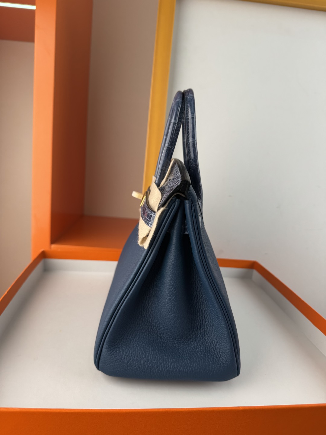 Birkin 25cm Touch Cobalt Blue Togo Leather and Crocodile Skin Gold Hardware 6 cmp i1749884994358 1085 0 4