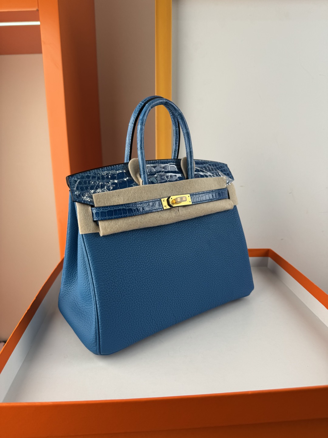 Birkin 25cm Touch Bag, Togo Leather & Crocodile, Tanzania Blue, Gold Hardware 3 cmp i1749895368814 637 0 2