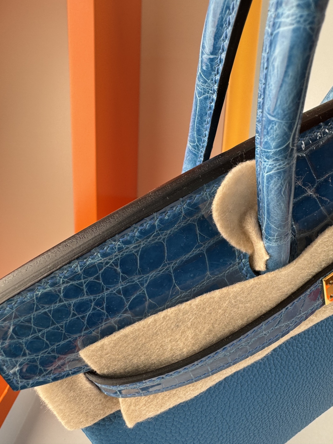 Birkin 25cm Touch Bag, Togo Leather & Crocodile, Tanzania Blue, Gold Hardware 6 cmp i1749895370039 7938 0 5