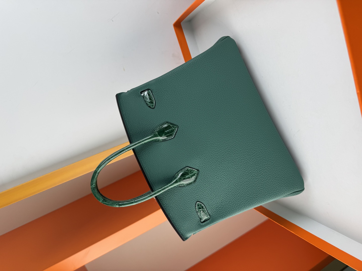 Emerald Green Birkin 25cm Togo Leather and Crocodile Skin Handbag 9 cmp i1749966041389 7950 0 8