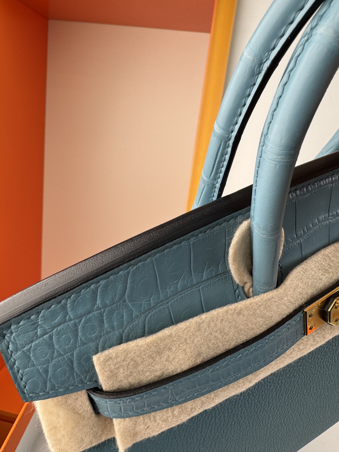 Birkin 25cm Sky Blue Togo Leather & Matte Alligator Gold Hardware 10 cmp i1750143279931 8581 0 9