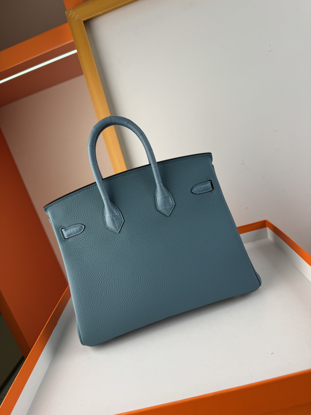 Birkin 25cm Sky Blue Togo Leather & Matte Alligator Gold Hardware 9 cmp i1750143281282 9079 0 8