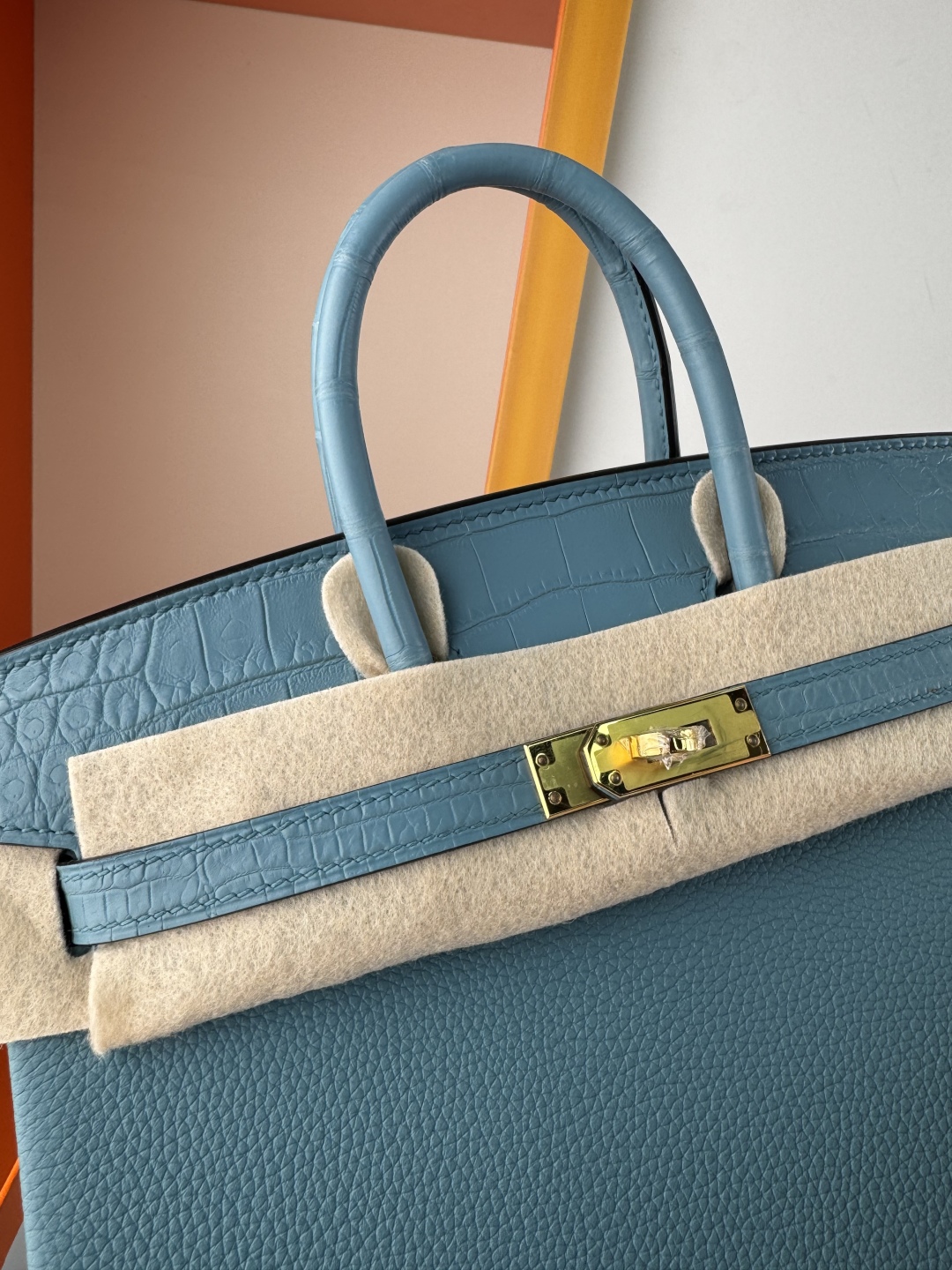 Birkin 25cm Sky Blue Togo Leather & Matte Alligator Gold Hardware 7 cmp i1750143287486 6095 0 5