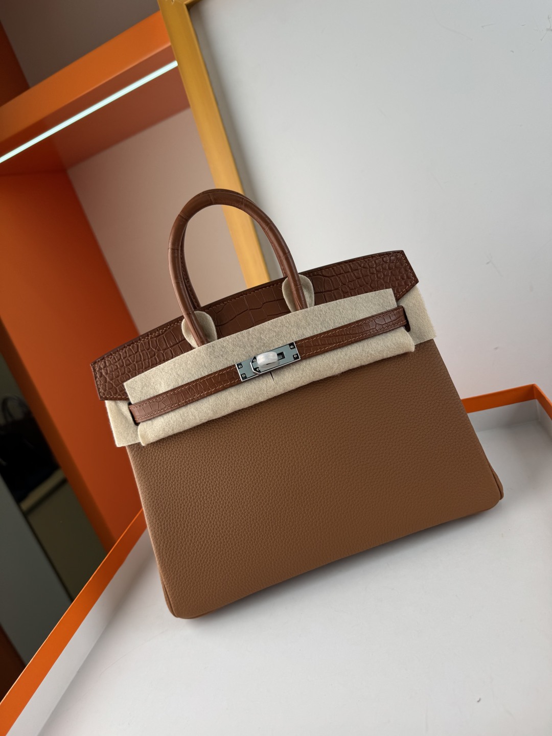 Birkin 25cm Touch Gold Brown Togo Leather and Matte Alligator Handbag 9 cmp i1750143708734 182 0 7