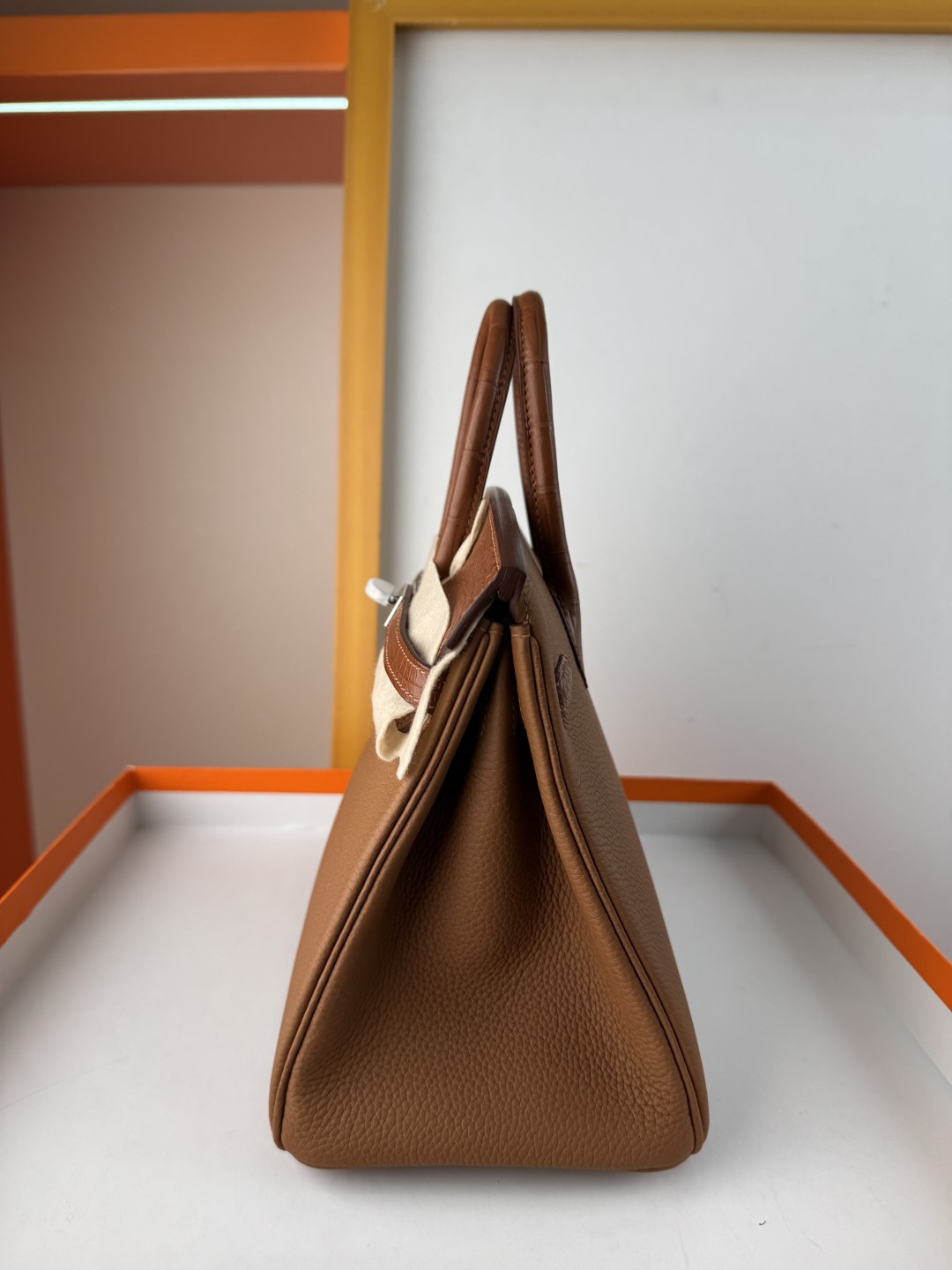 Birkin 25cm Touch Gold Brown Togo Leather and Matte Alligator Handbag 6 cmp i1750143708756 5178 0 4