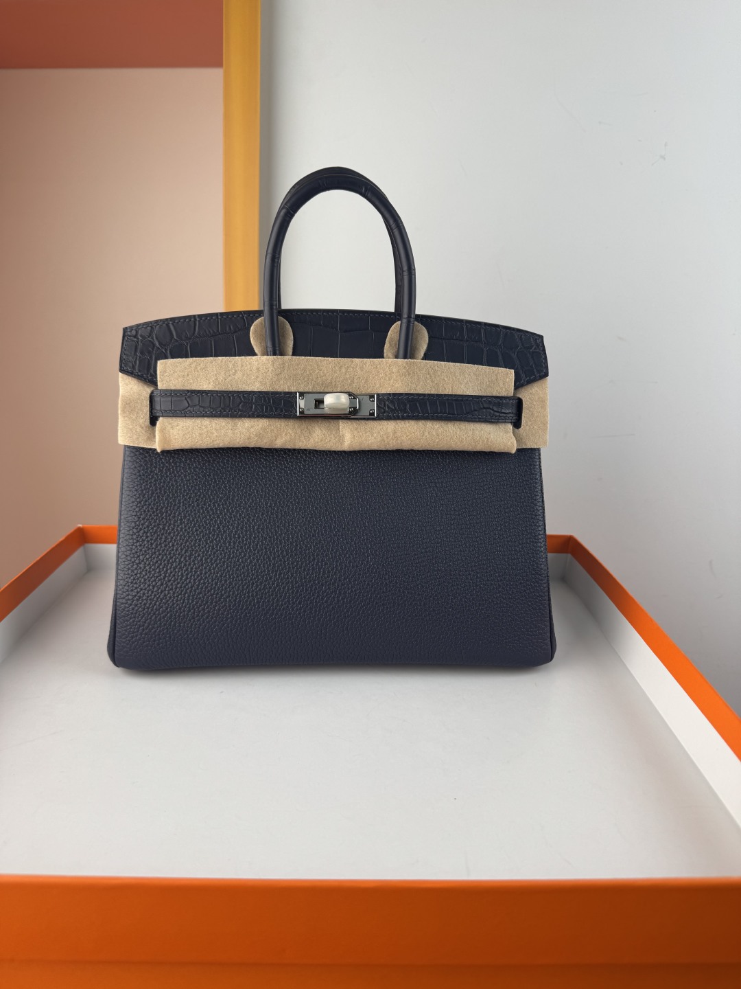 Luxury Birkin 25cm Touch Bag, Togo Leather & Matte Alligator, Gem Blue, Silver Hardware 2 cmp i1750154447434 1586 0 0