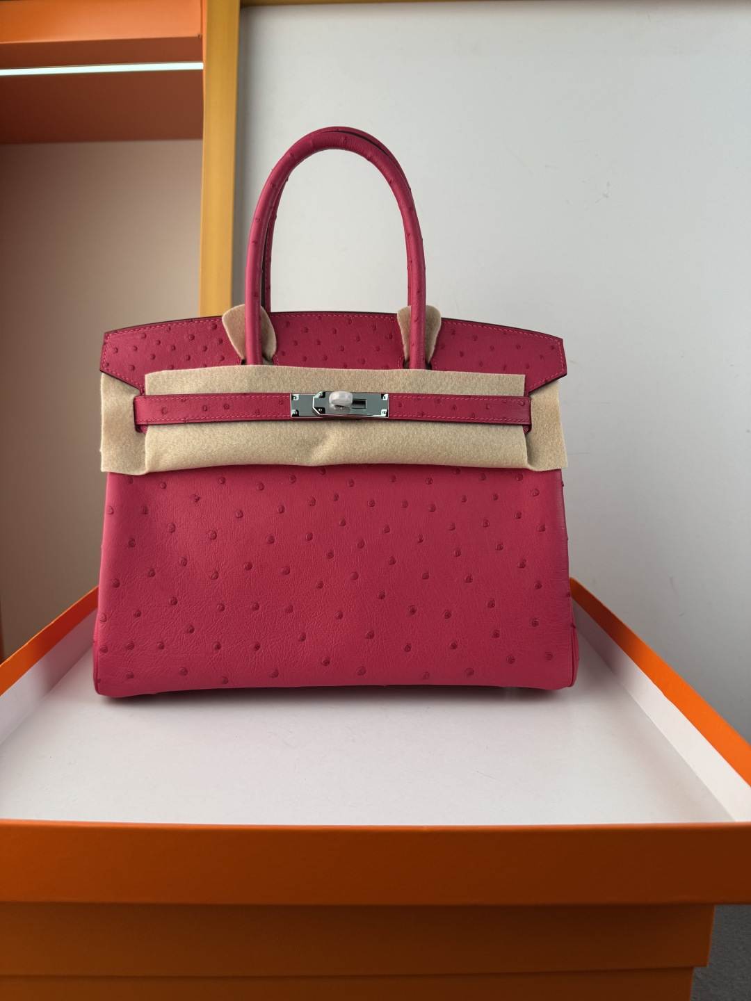 NO:699188,Spot color BK30 rose pink South African KK ostrich skin platinum 30cm fully hand-stitched with wax thread lining original goatskin, all steel hardware, Hermes, hermes, sheepskin, ostrich skin, Hermes,19860909现货色BK30 玫瑰粉 南非KK鸵鸟皮铂金30cm  全手缝蜡线内里原版山羊皮,全钢五金,爱马仕,hermes,sheepskin,ostrich skin,Hermes,,Bag