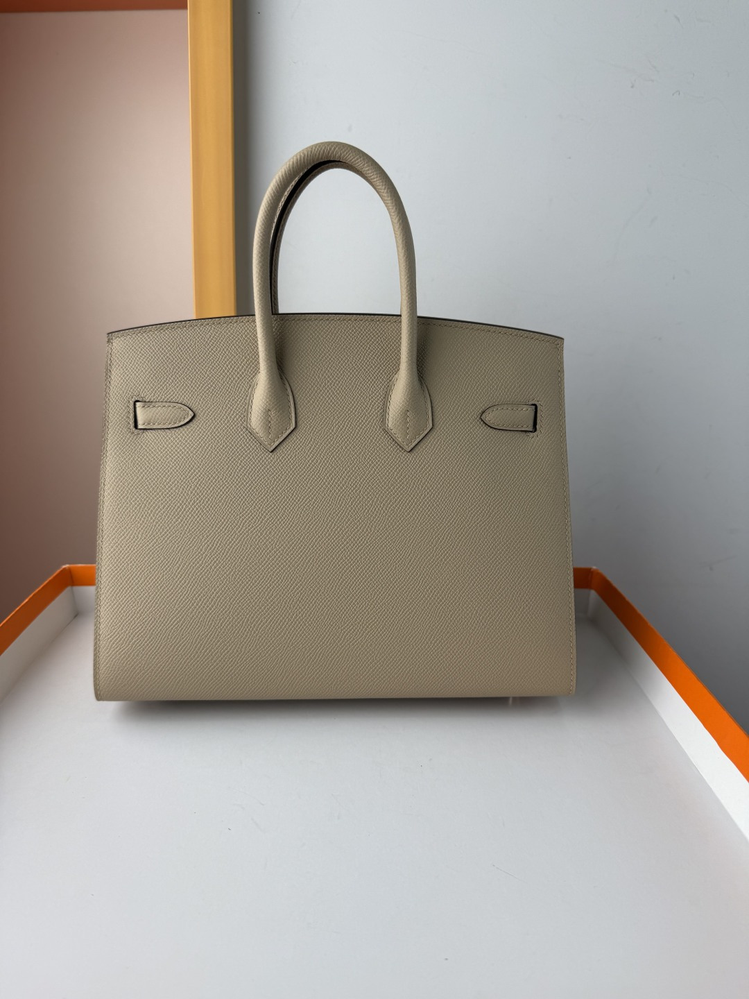 Hermes Style Grey Leather Bag Lookbook Reference image 2