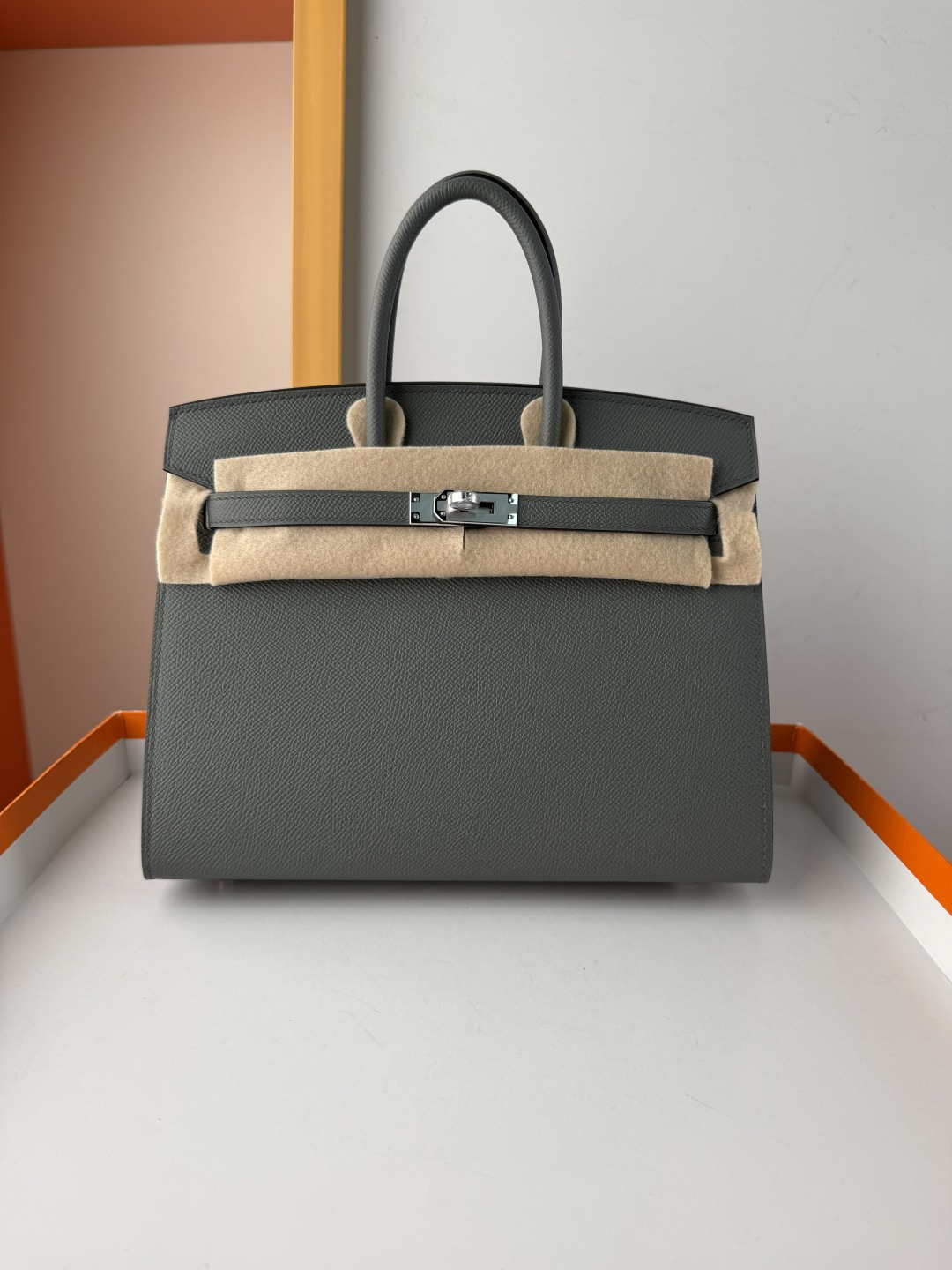 Hermes Style Beige Leather Bag Lookbook Reference image 1