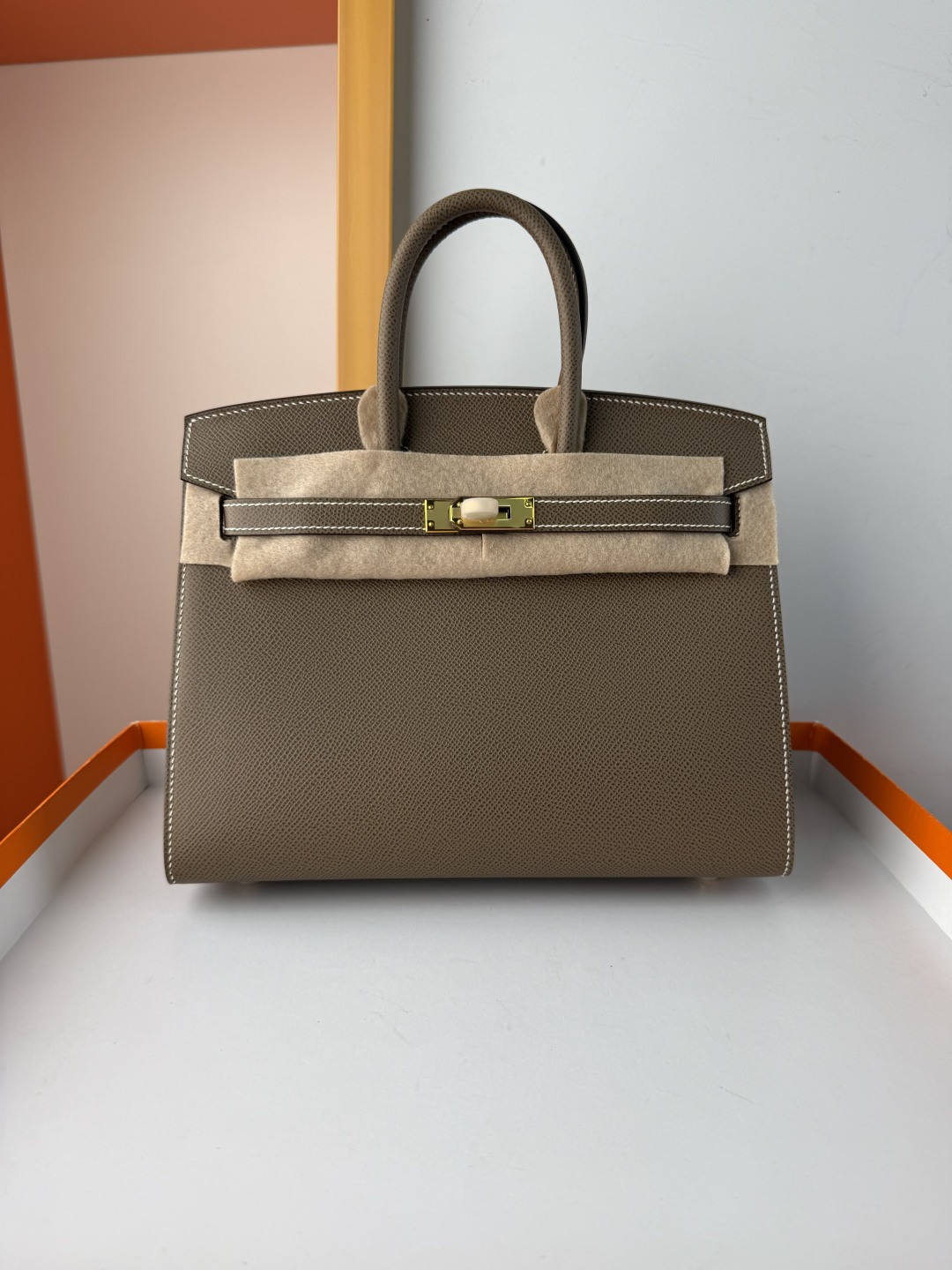 Hermes Style Grey Leather Bag Lookbook Reference image 1