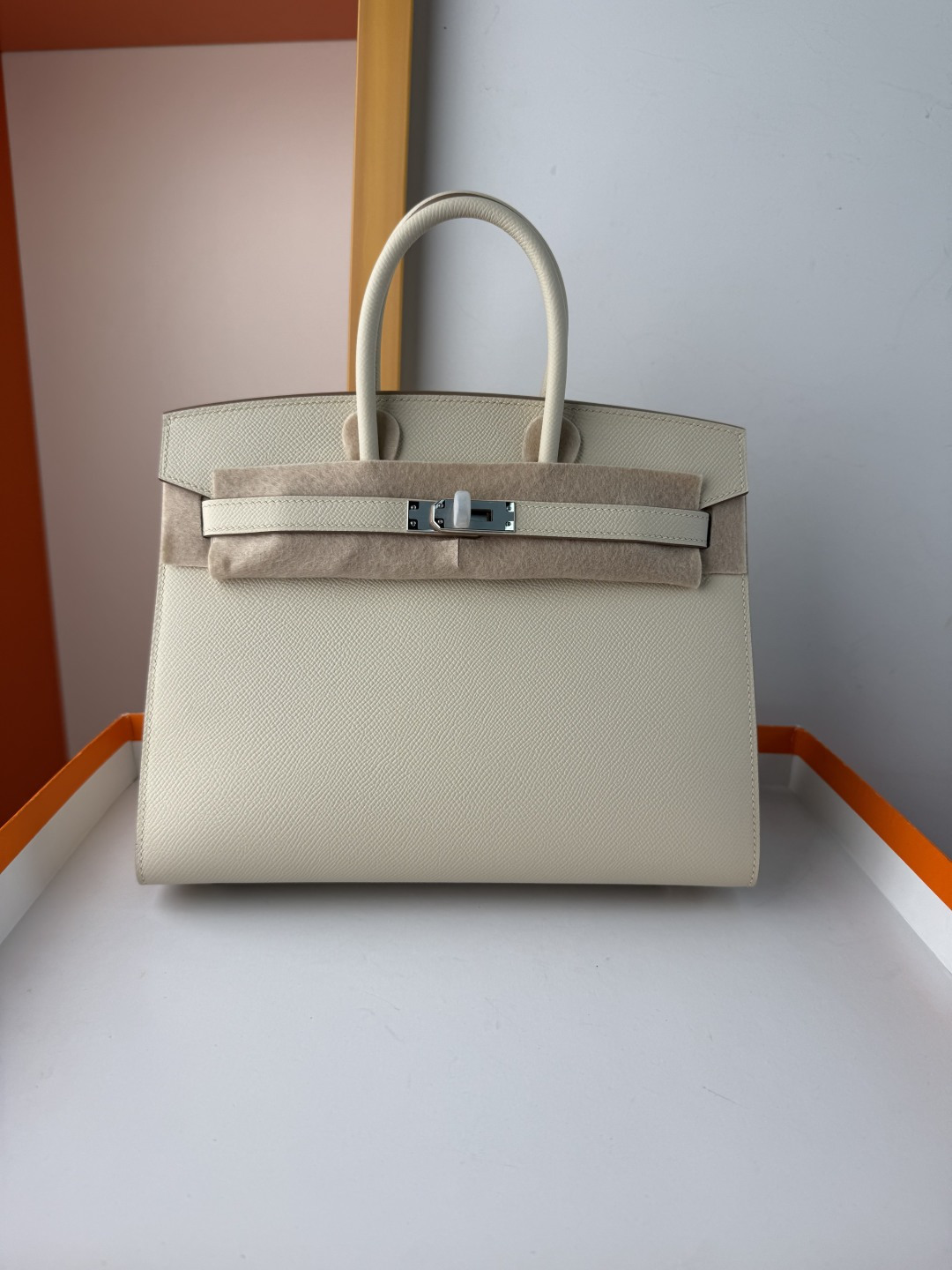 Hermes Style White Leather Bag Lookbook Reference image 1