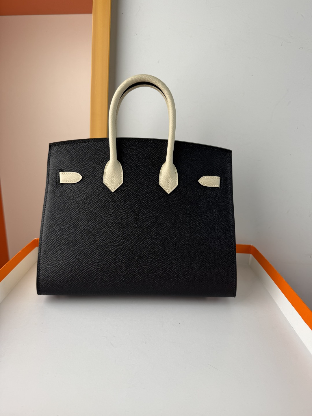 Hermes Style Black Leather Bag Lookbook Reference image 2