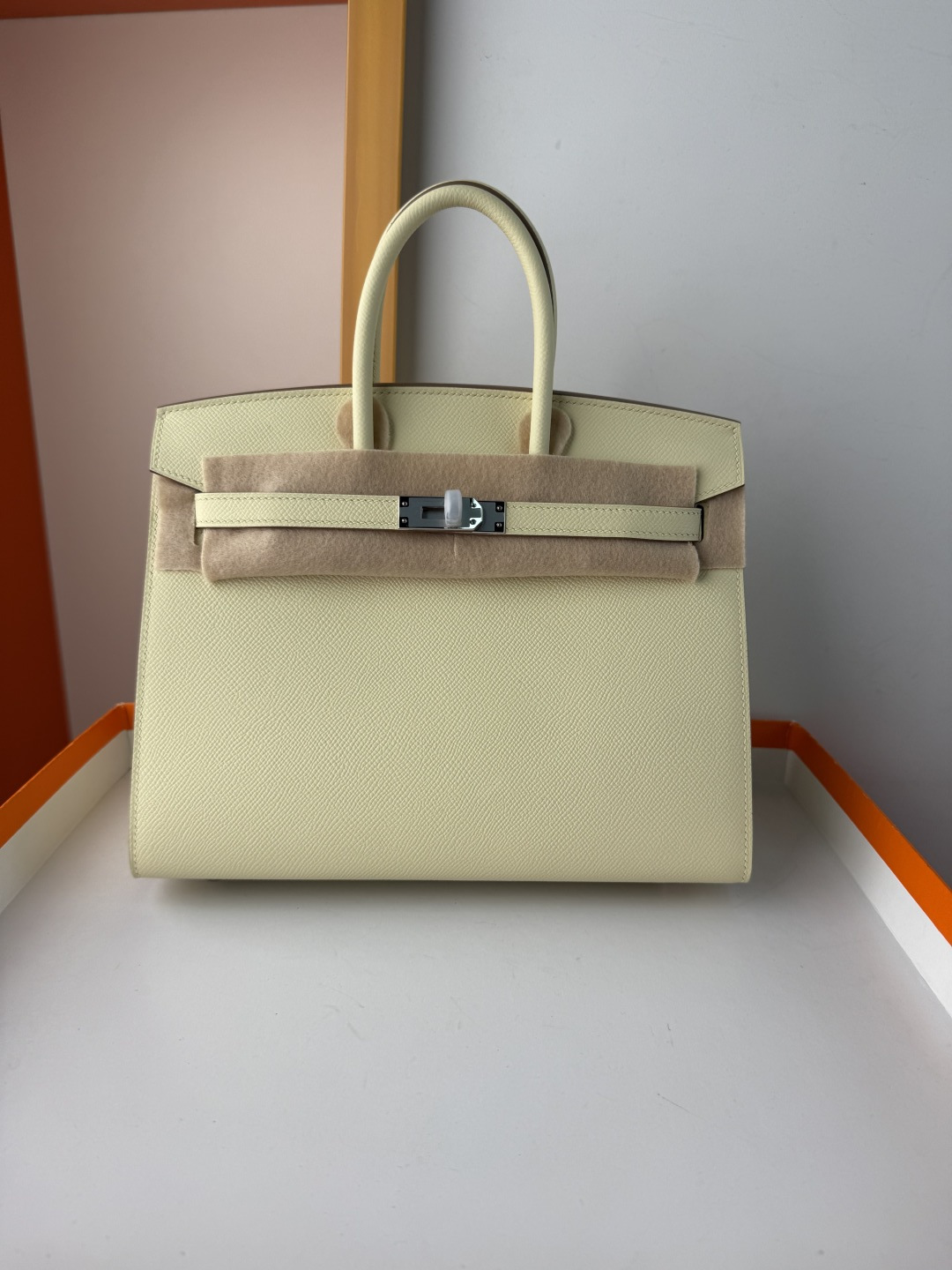 Hermes Style Beige Leather Bag Lookbook Reference image 1