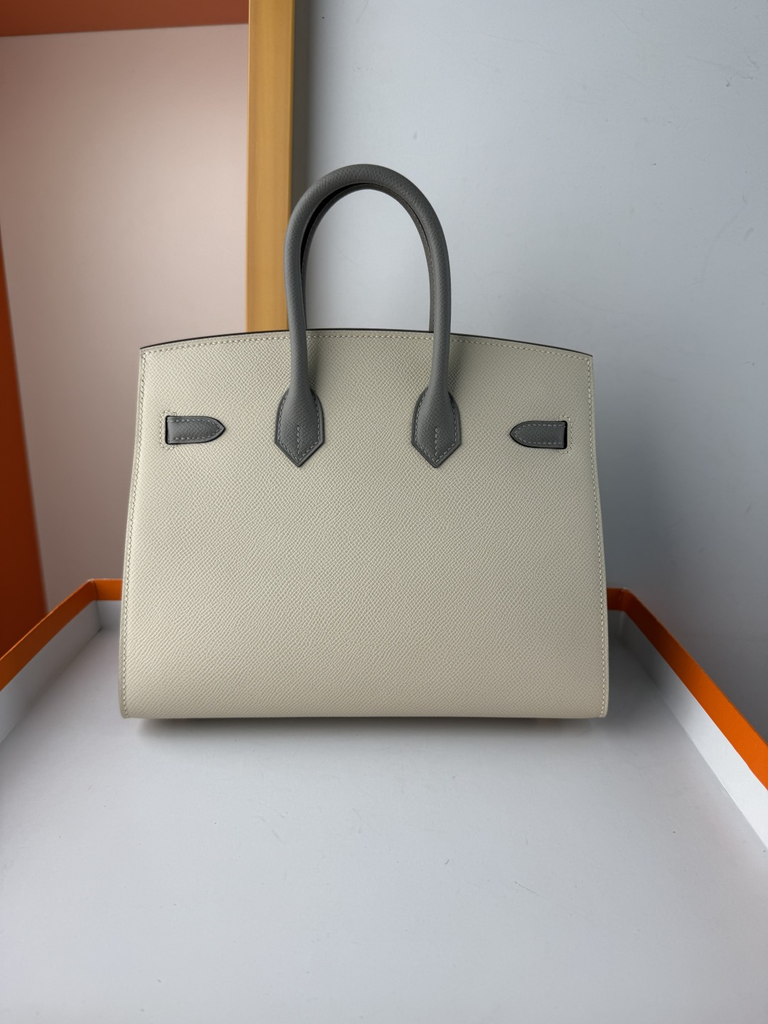 Hermes Style White Leather Bag Lookbook Reference image 2