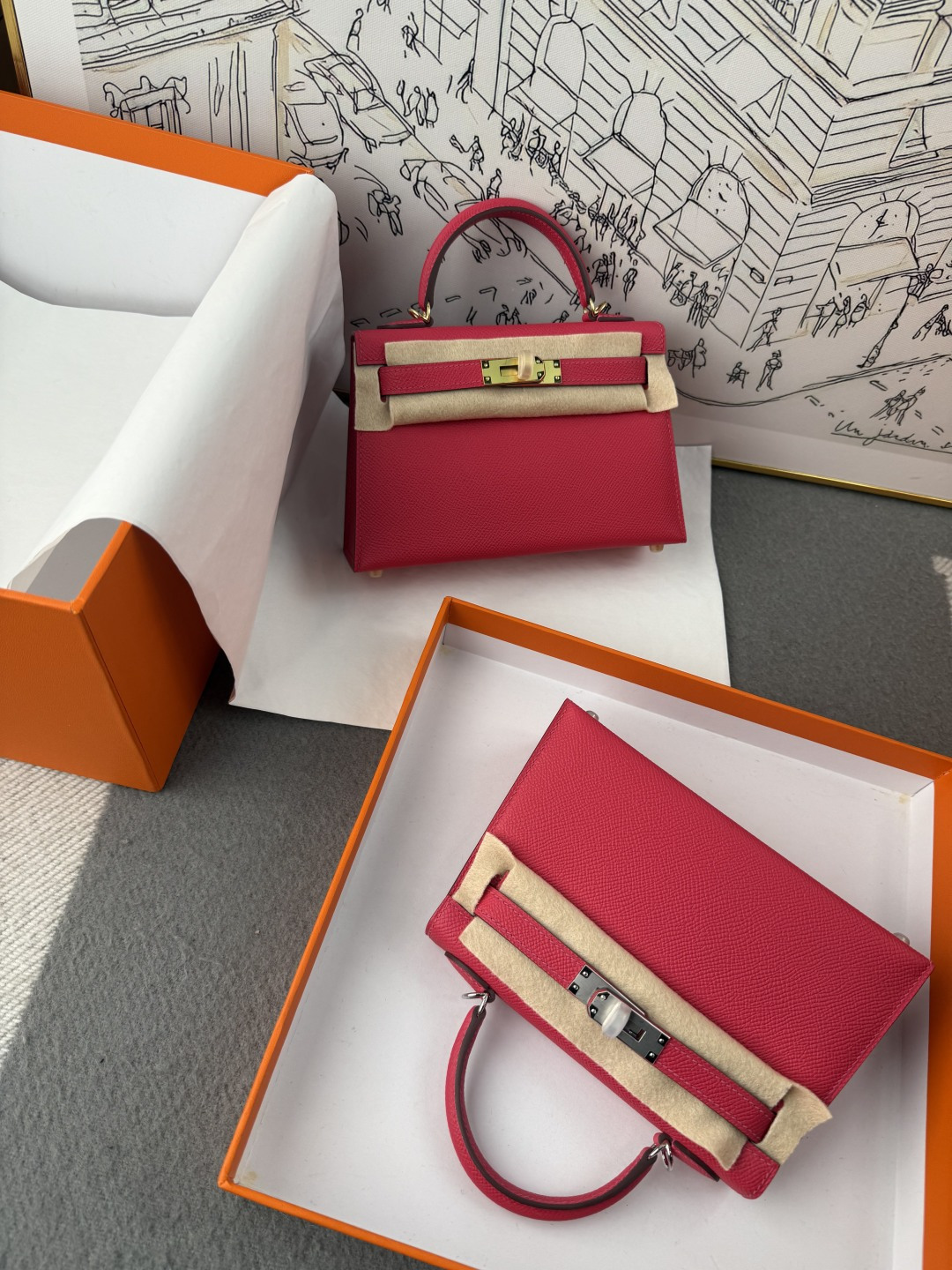 NO:717851,Kelly second generation 19cm, original imported Esom leather [extreme pink] gold and silver buckle, hand-nailed, counter synchronized, fully hand-sewn with beeswax thread, pure steel hardware, in stock, Hermes, Hermes,19860909Kelly 二代 19cm 原厂进口Esom皮【极致粉】金银扣 手工钉 专柜同步 全手工蜜蜡线缝制 纯钢五金 现货,爱马仕,hermes,Hermes,,Bag