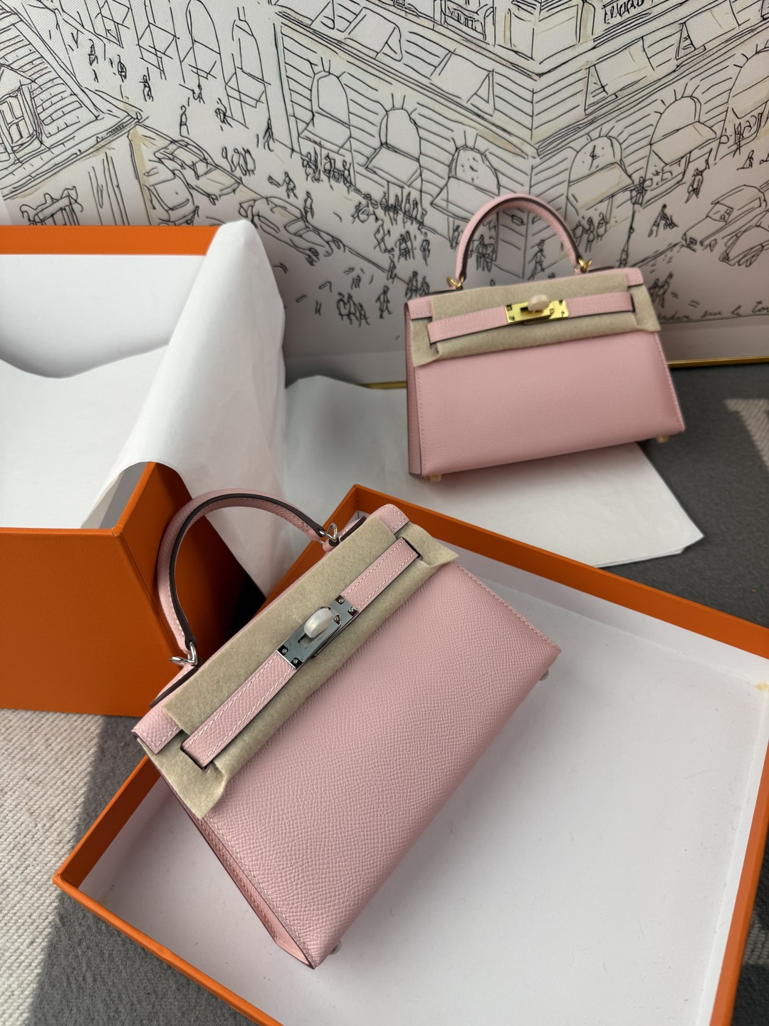 NO:717837,Kelly second generation 19cm original imported Esom leather [3Q powder] gold and silver buckle, hand-made nails, counter synchronization, fully hand-sewn with beeswax thread, pure steel hardware, in stock, Hermes, Hermes,19860909Kelly 二代 19cm 原厂进口Esom皮【3Q粉】金银扣 手工钉 专柜同步 全手工蜜蜡线缝制 纯钢五金 现货,爱马仕,hermes,Hermes,,Bag