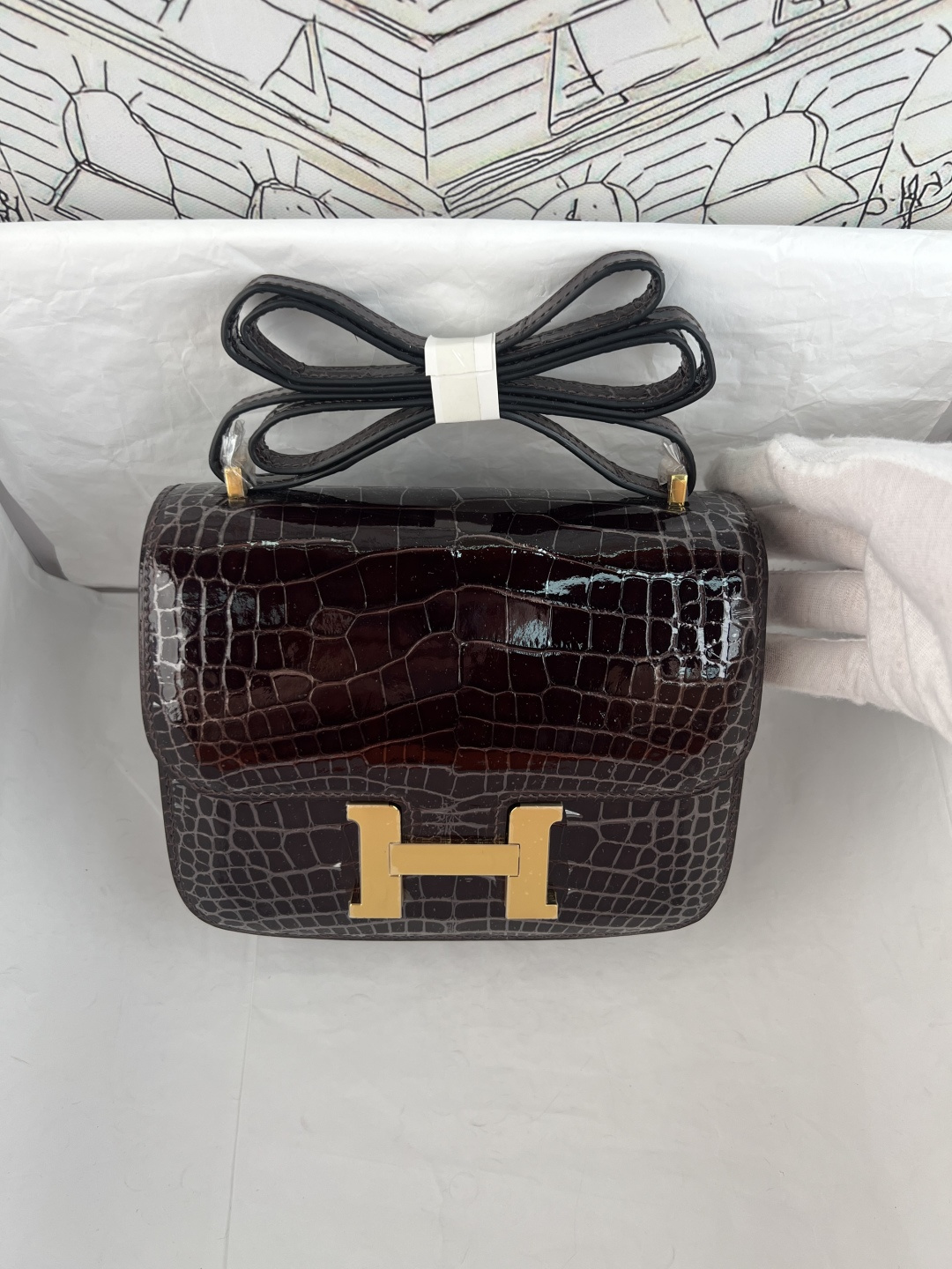 Сумка Constance 19 см крокодил Hermès