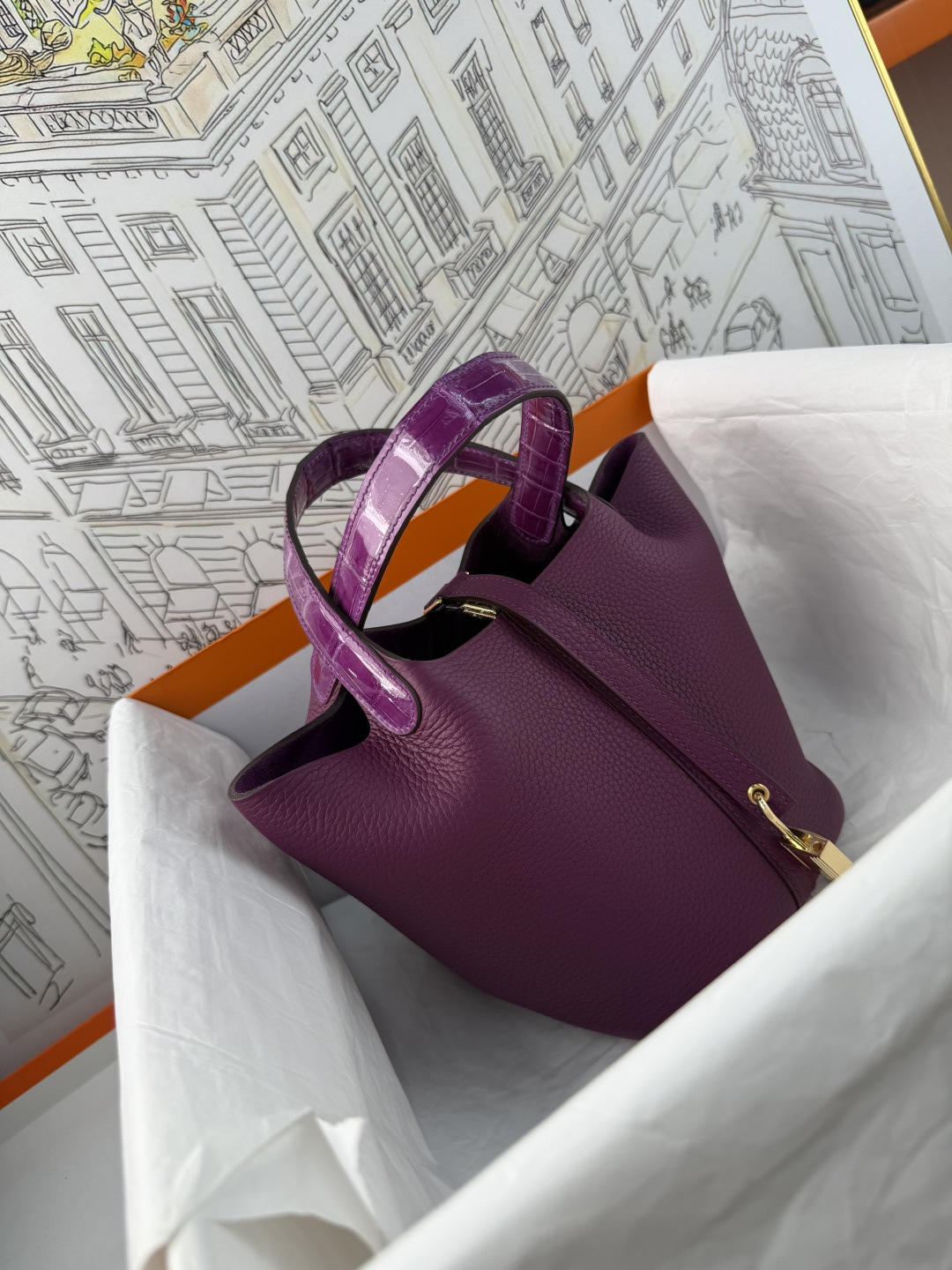 NO:812028,Cai Lanzi 18 touch sea anemone purple high-gloss crocodile leather handle hand-stitched wax thread, Hermes, hermes, crocodile skin, Hermes,19860909菜蓝子18 touch 海葵紫 高光鳄鱼皮手柄 手缝蜡线,爱马仕,hermes,crocodile skin,Hermes,,Bag