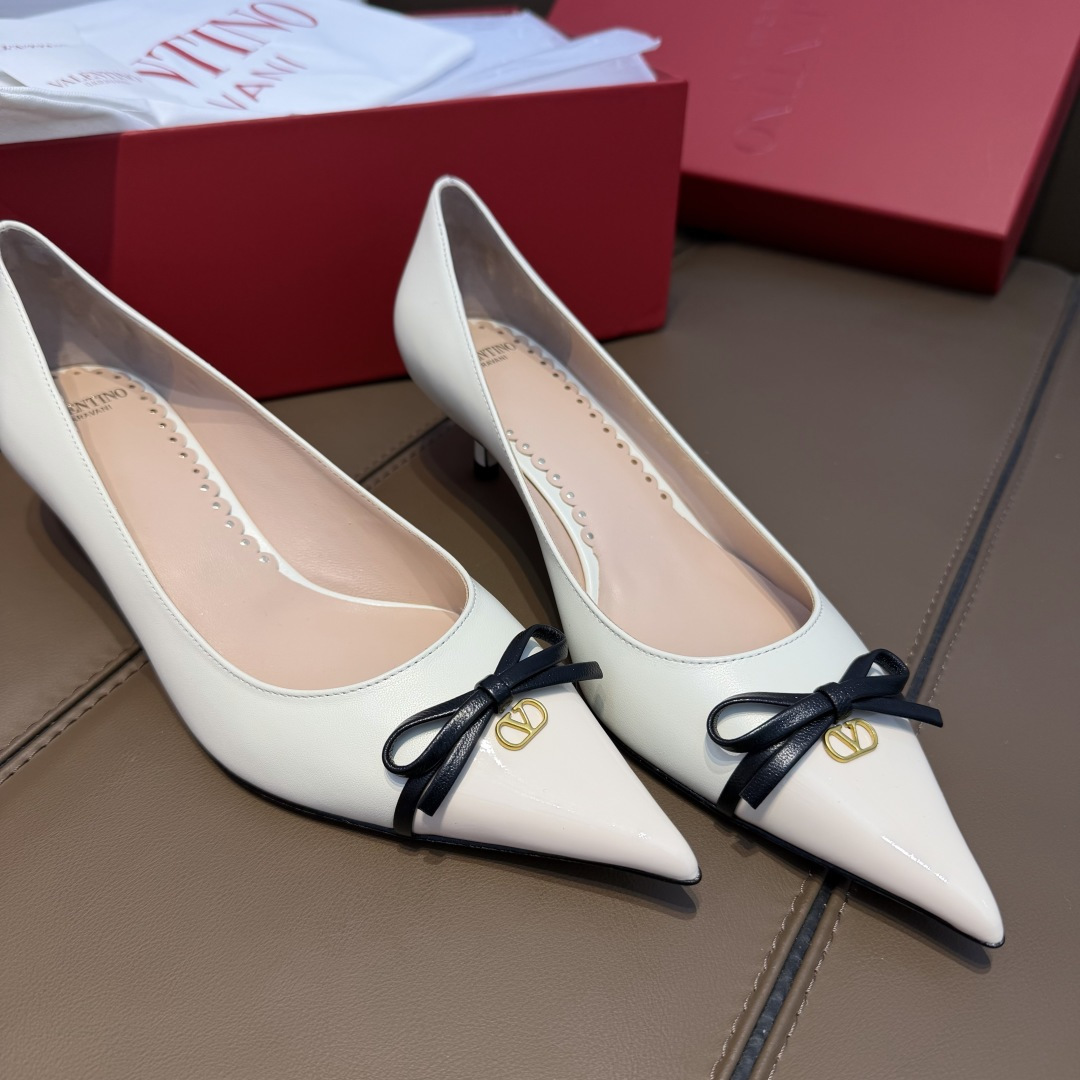 NO:706968,More details purchasing agent level, high heels sandals, sandals, high heels19860909更多细节 代购级别,高跟鞋凉鞋,sandals,high heels,Women's Shoes