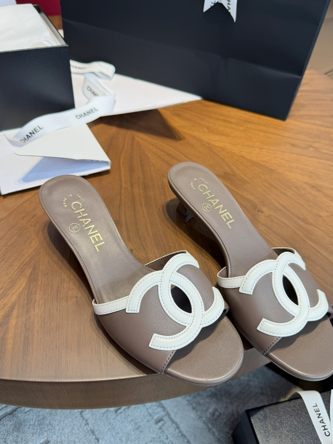 NO:888706,more details,slippers,slippers19860909更多细节,拖鞋,slippers,Women's Shoes