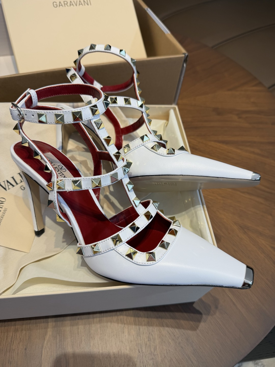 NO:956718,more details,high heels sandals,sandals,high heels19860909更多细节,高跟鞋凉鞋,sandals,high heels,Women's Shoes