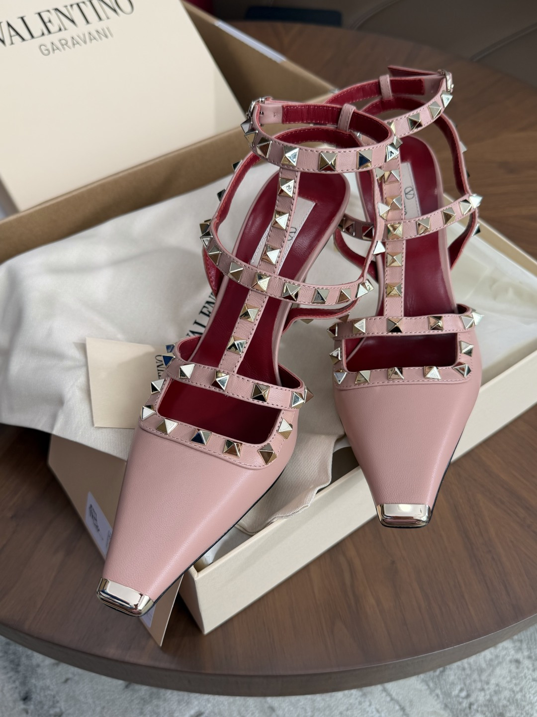 NO:956677,more details,high heels sandals,sandals,high heels19860909更多细节,高跟鞋凉鞋,sandals,high heels,Women's Shoes