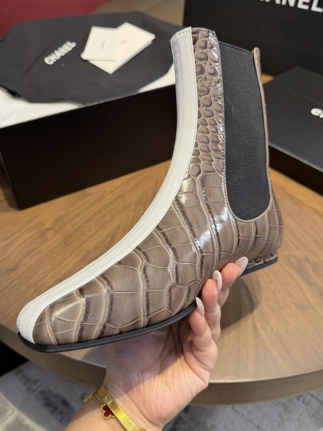 Designer Women Shoes