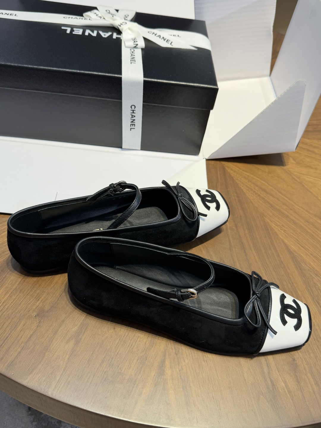 Designer Women Shoes