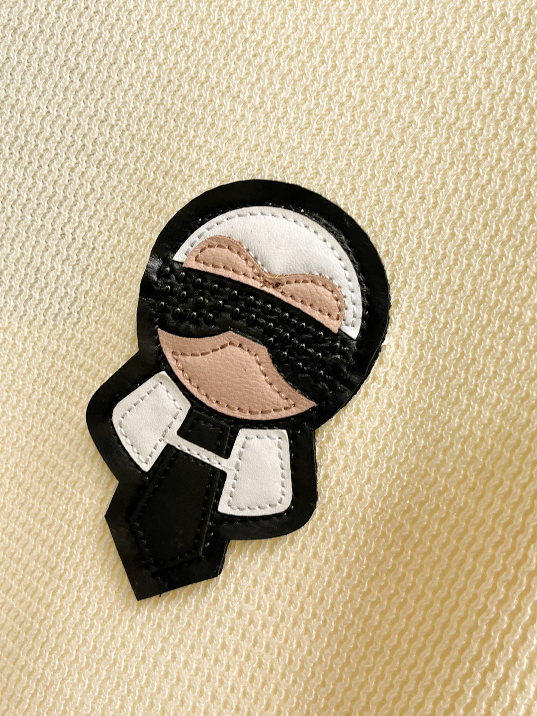 2026春夏新款男士顶级圆领针织短袖T恤，品牌最新设计元素！既不单调也不复杂,恰到好处的展现品味！客供定