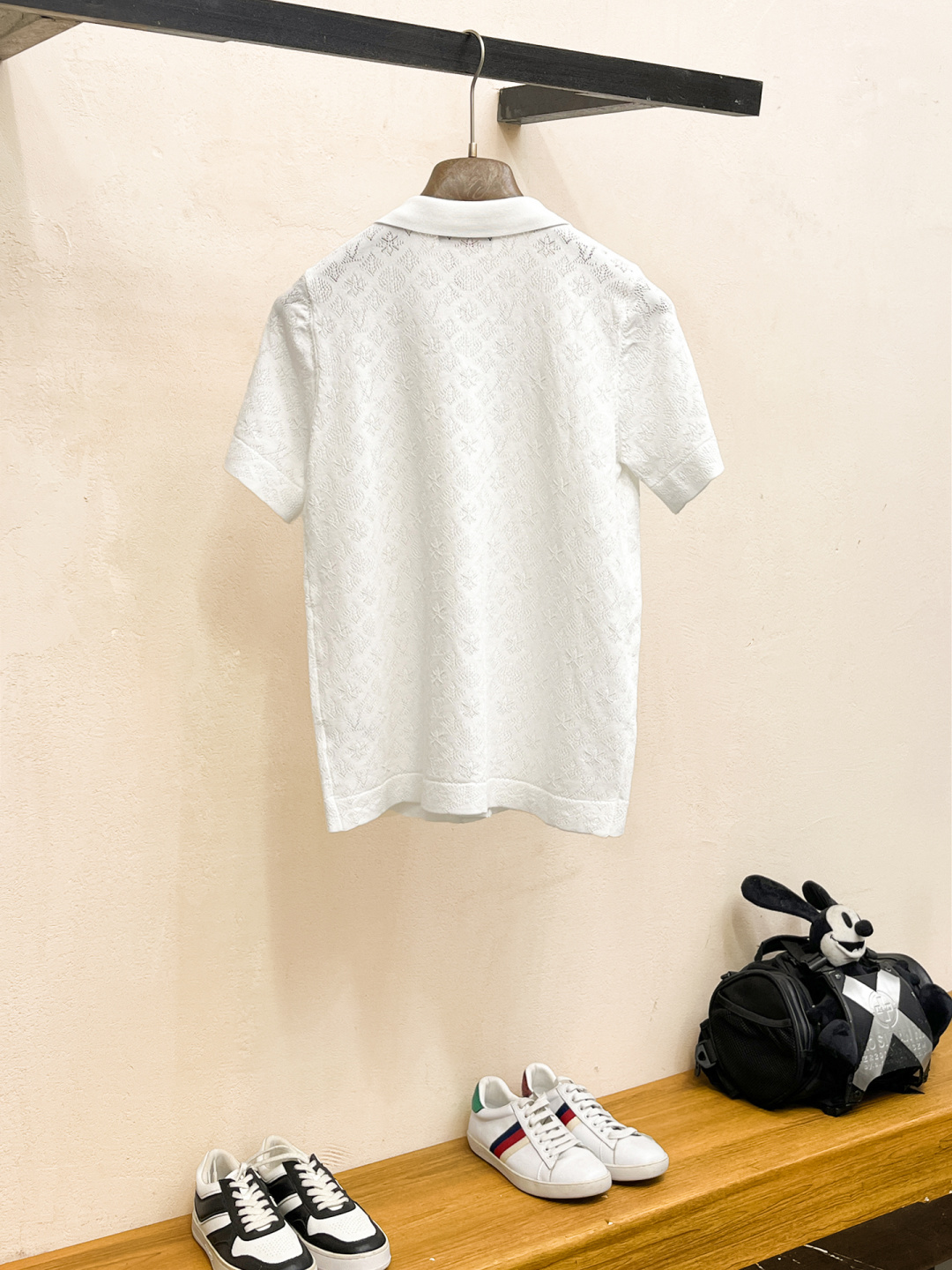 LV 2026春夏新款男士顶级翻领针织短袖T恤，品牌最新设计元素！既不单调也不复杂,恰到好处的展现品味！