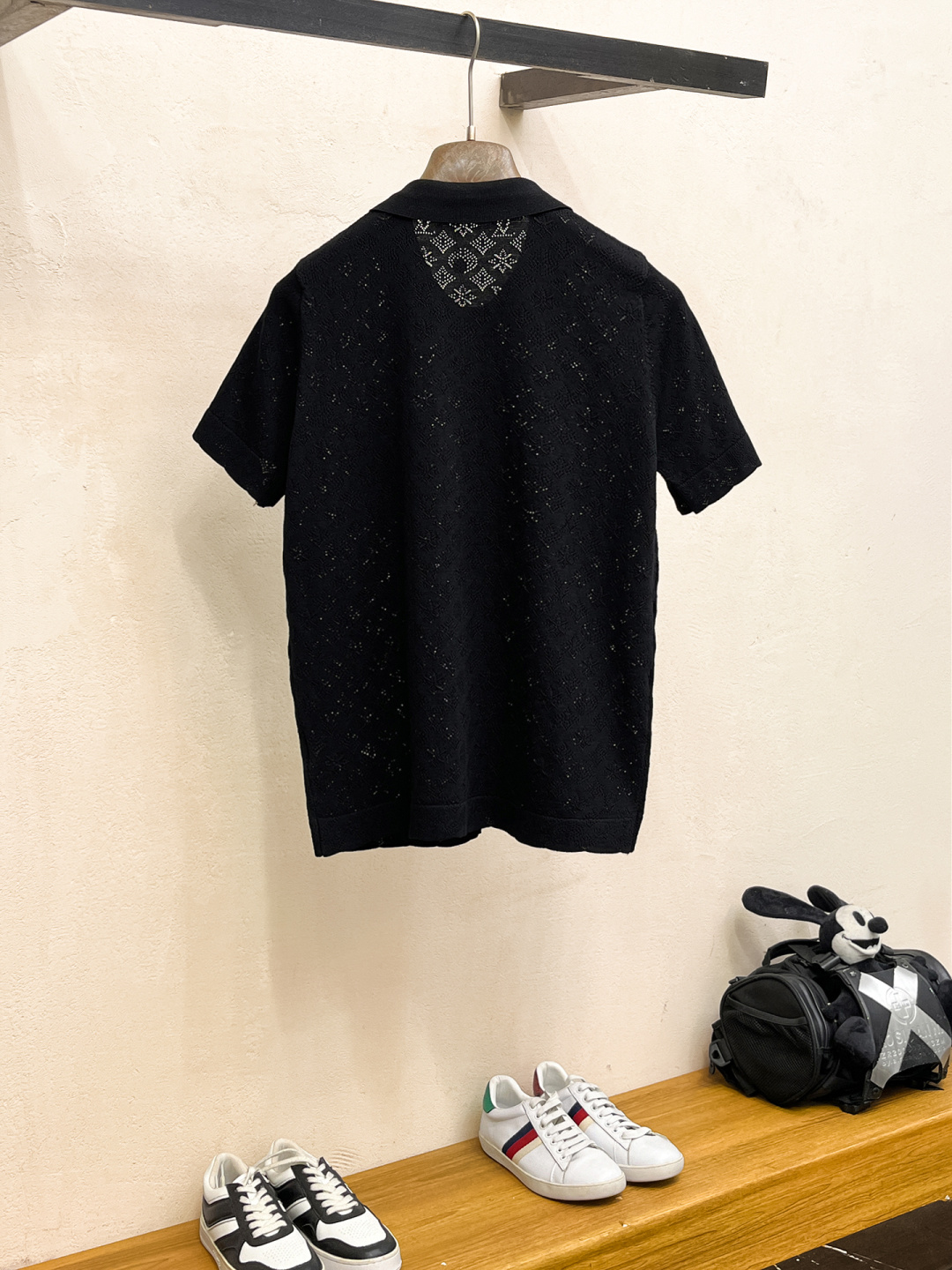 LV 2026春夏新款男士顶级翻领针织短袖T恤，品牌最新设计元素！既不单调也不复杂,恰到好处的展现品味！