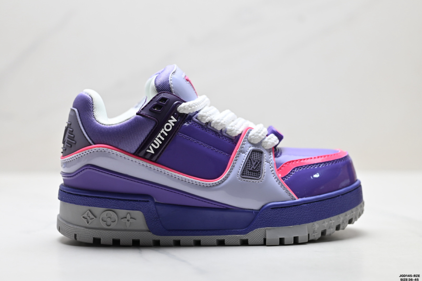【06636】Louis Vuitton Trainer Maxi Sneakers Size: 36-45