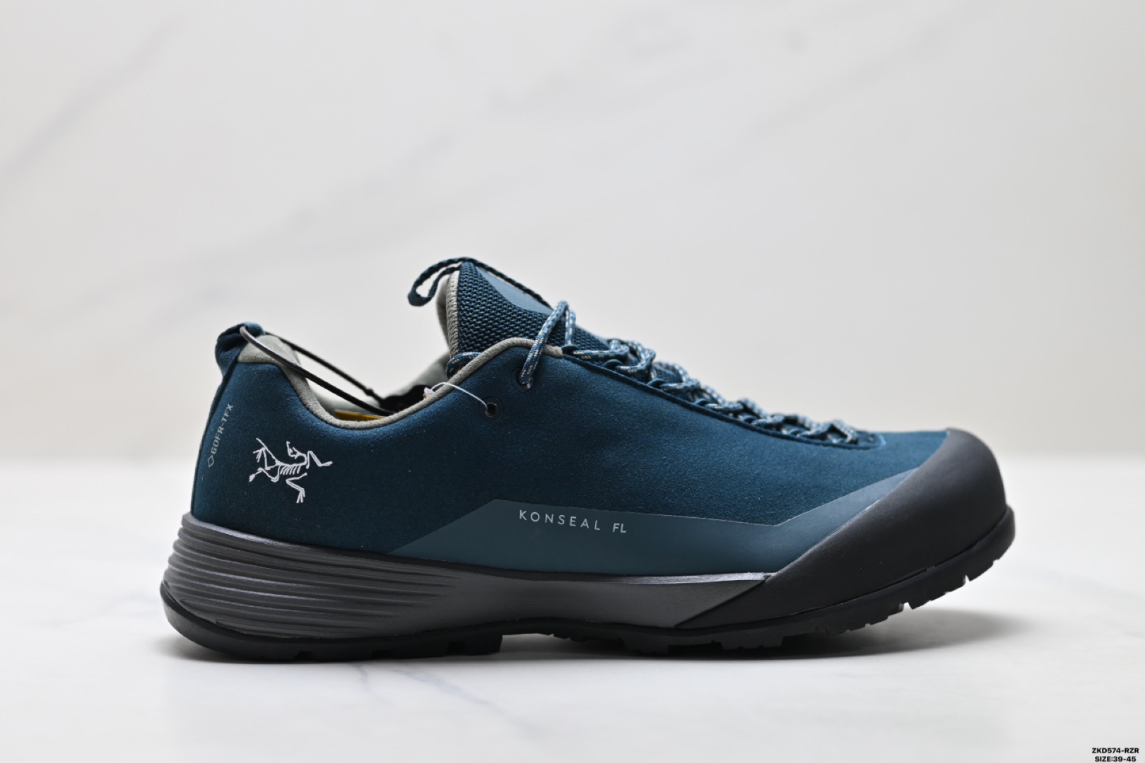 【07047】Arc'teryx SYLAN Running Shoes Size: 39-45