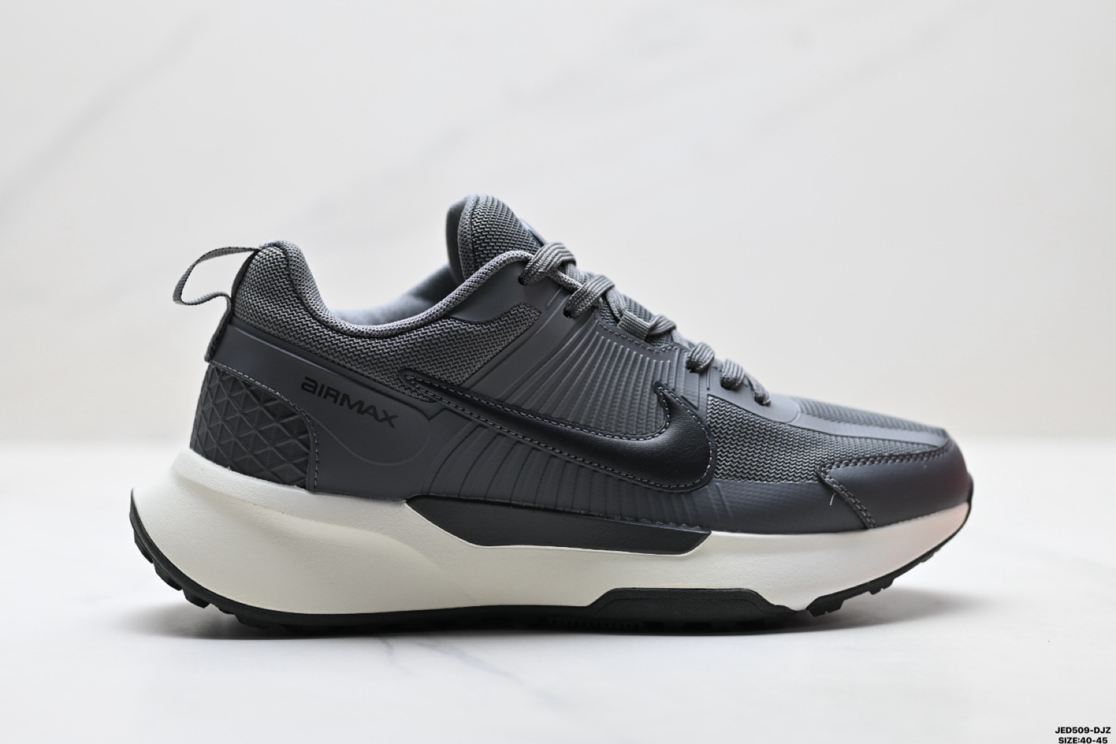 【08010】Nike Zoom Vomero 5 Running Shoes Size: 40-45