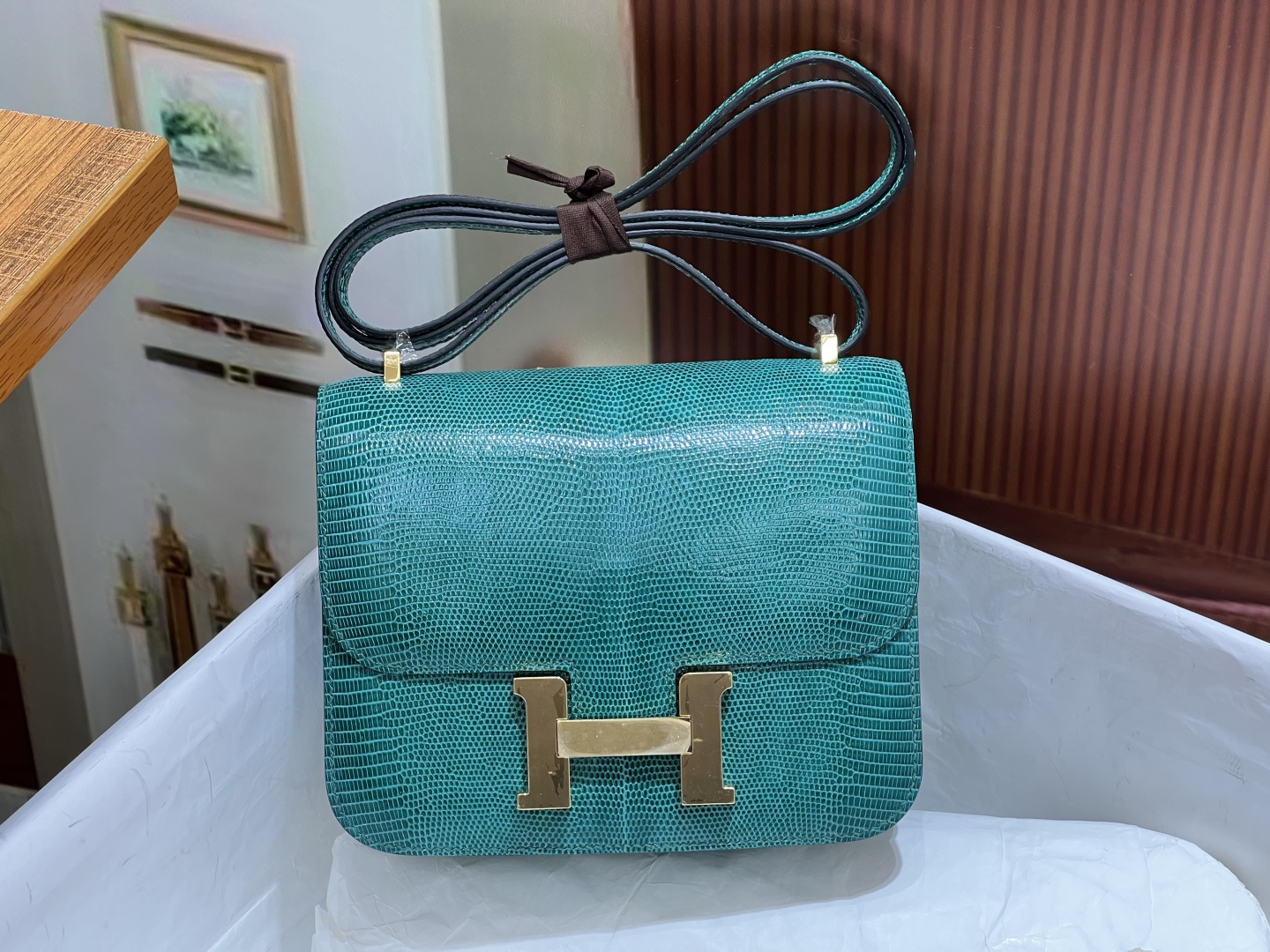 NO:700336,Kangkang 19CM peacock blue gold buckle hc imported lizard skin real shot silver buckle 5 pieces of skin to make a bag the texture and leather surface are super beautiful top hand sewing craftsmanship, Hermes, Hermes, Hermes,19860909康康19CM 孔雀蓝金扣 hc进口蜥蜴皮 实拍银扣 5张皮 做一个包 纹理和皮面都超级漂亮 顶级手缝工艺,爱马仕,hermes,Hermes,,Bag