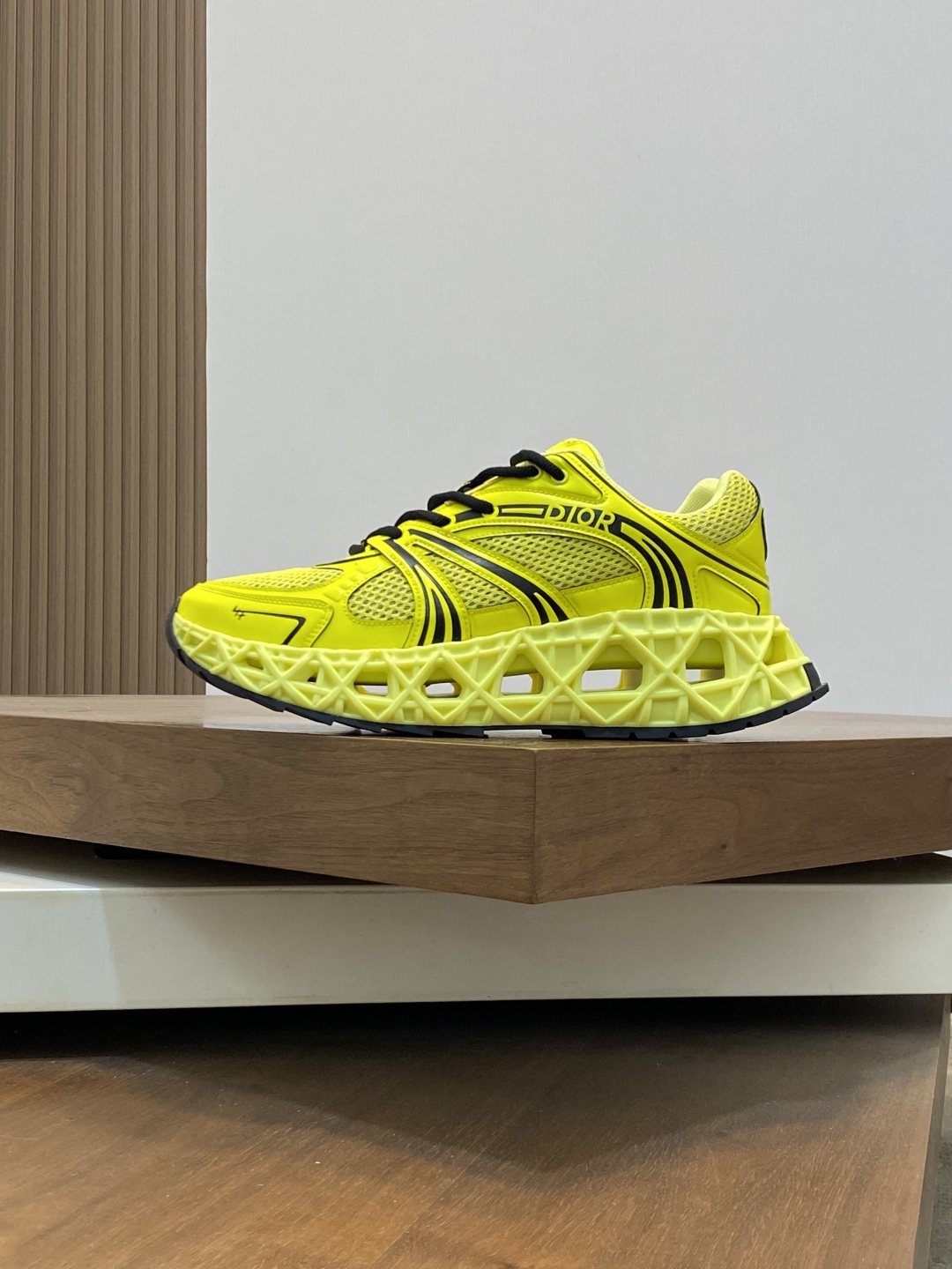 Dior B35 NXT Sneakers 2025SS New Collection, Yellow, Comfortable and Stylish 3 cmp i1743351981299 3745 0 1