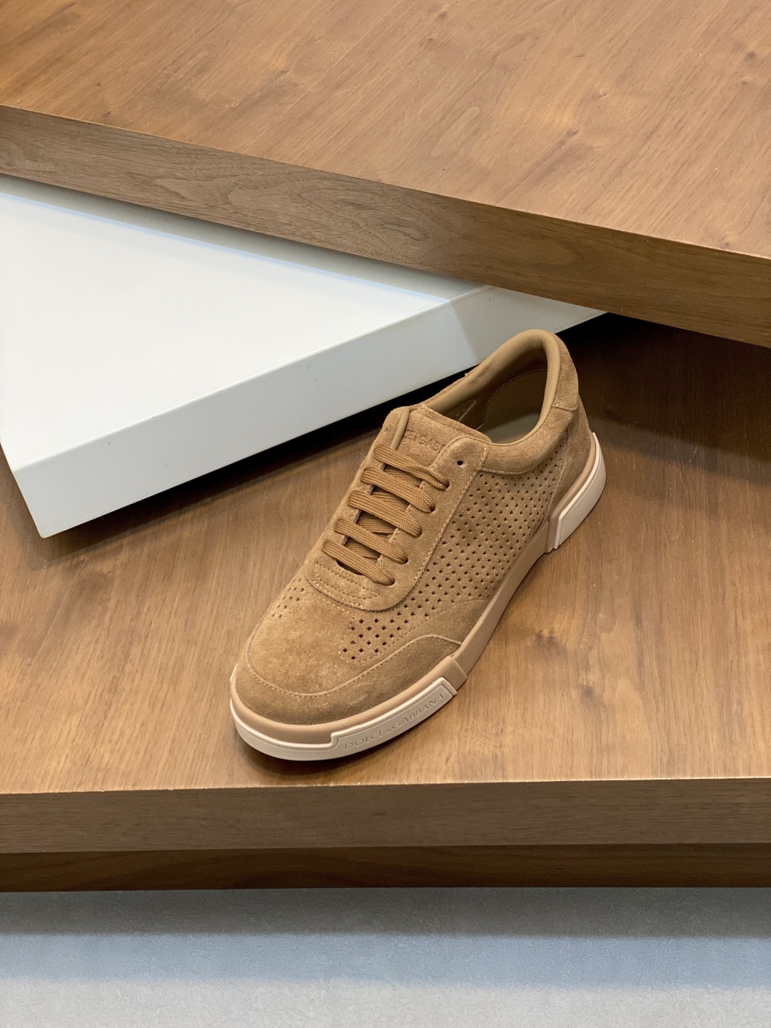 Dolce & Gabbana Fashionable Casual Shoes, Simple Design, Excellent Comfort 7 cmp i1743875948525 1212 0 5