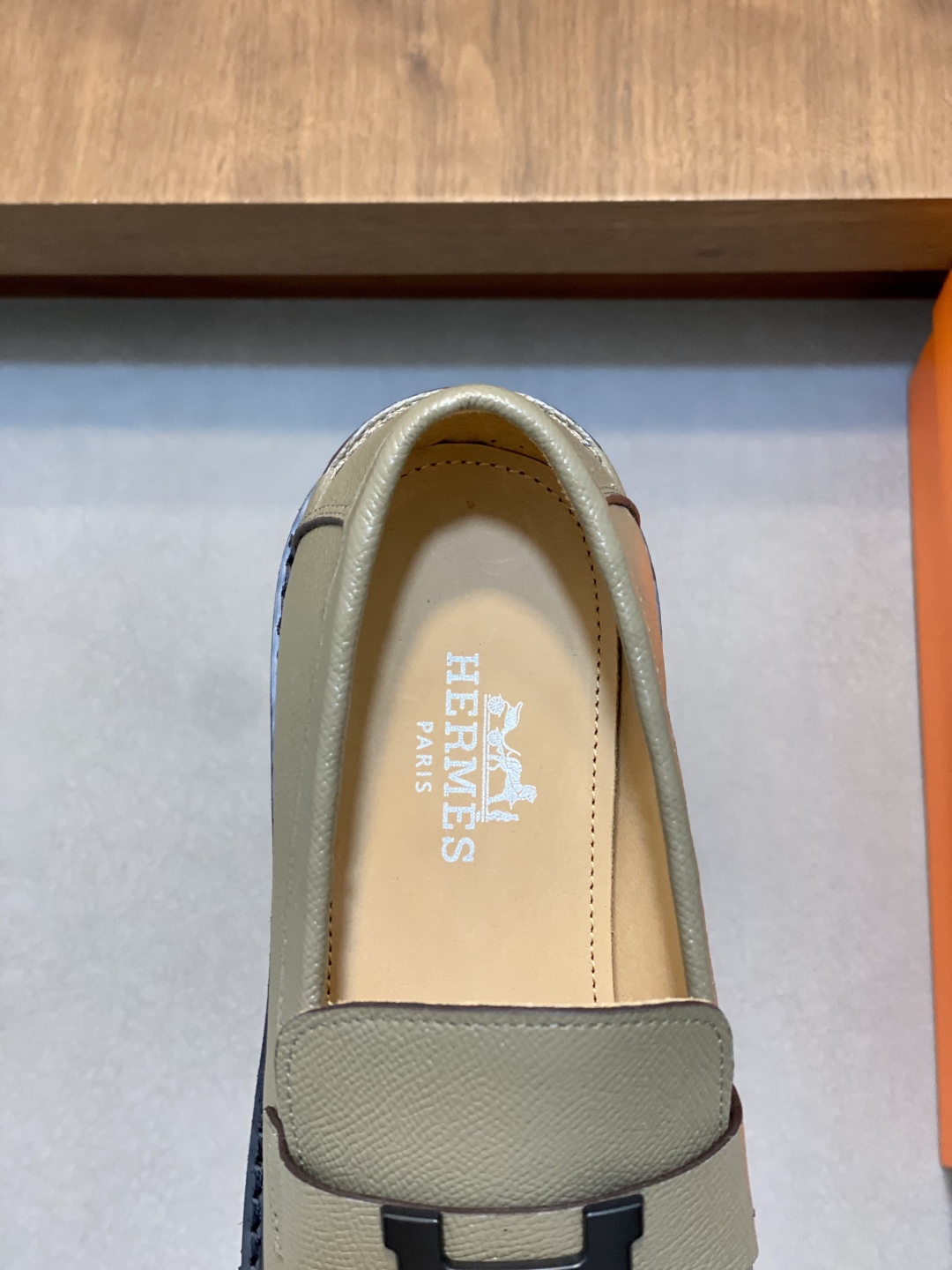 Hermès GAME Matte Calfskin Loafers with Kelly Buckle - Stylish Urban Look 8 cmp i1743957430887 5014 0 6