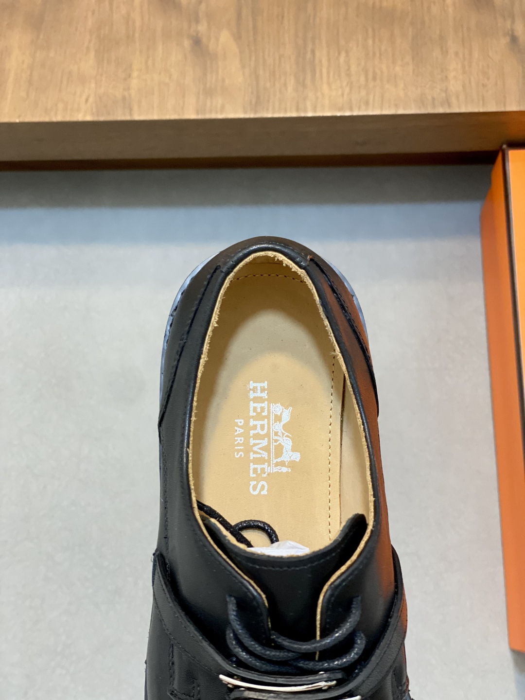 Hermes Men's Black Leather Loafers with Kelly Buckle - Urban Style 8 cmp i1743957757521 649 0 6