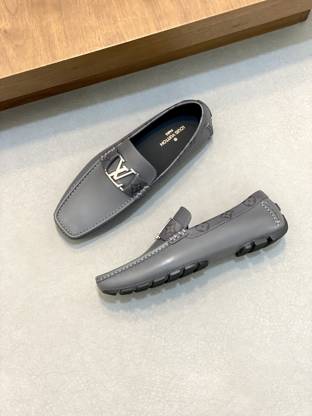 Louis Vuitton Men's Driving Loafers in Gray Leather, Sizes 39-44 6 cmp i1743959023760 1241 0 4