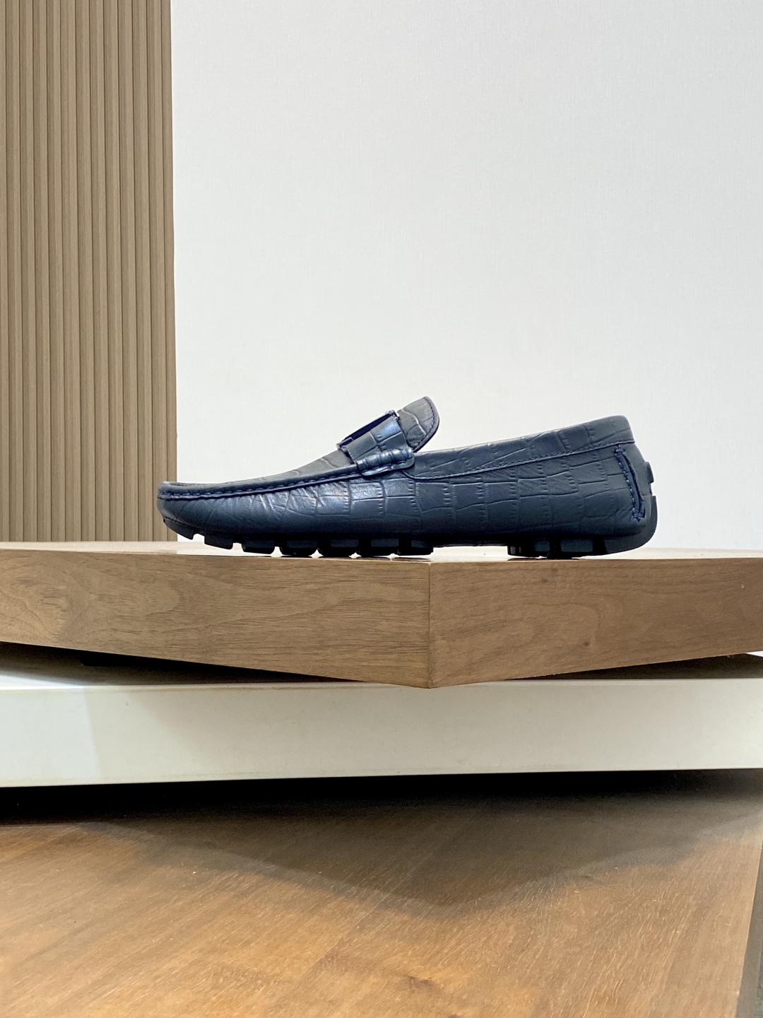 Louis Vuitton Men's Driving Loafers in Leather with Original Design | Size 39-44 3 cmp i1743959061503 3860 0 1