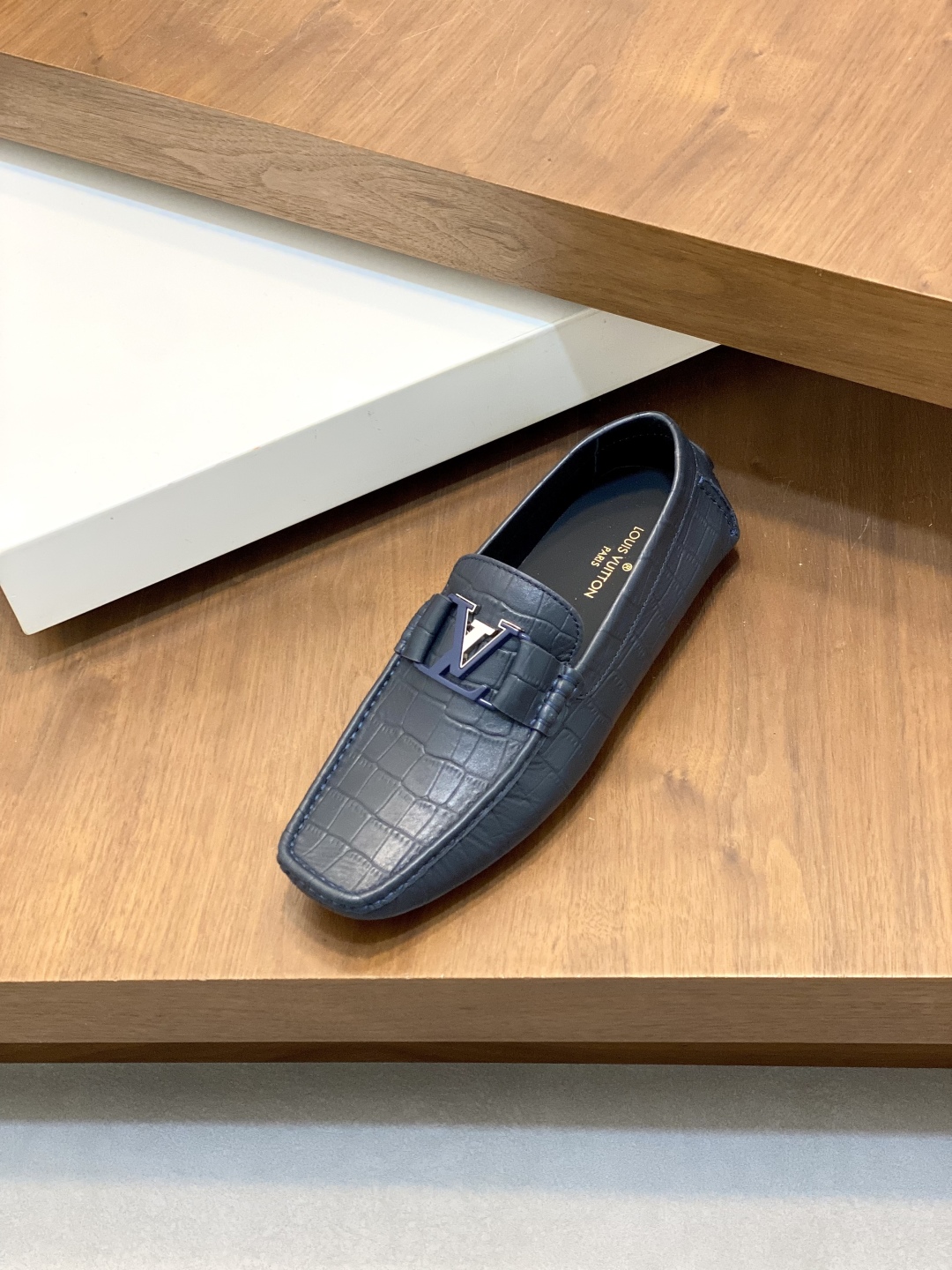 Louis Vuitton Men's Driving Loafers in Leather with Original Design | Size 39-44 7 cmp i1743965704030 4646 0 5