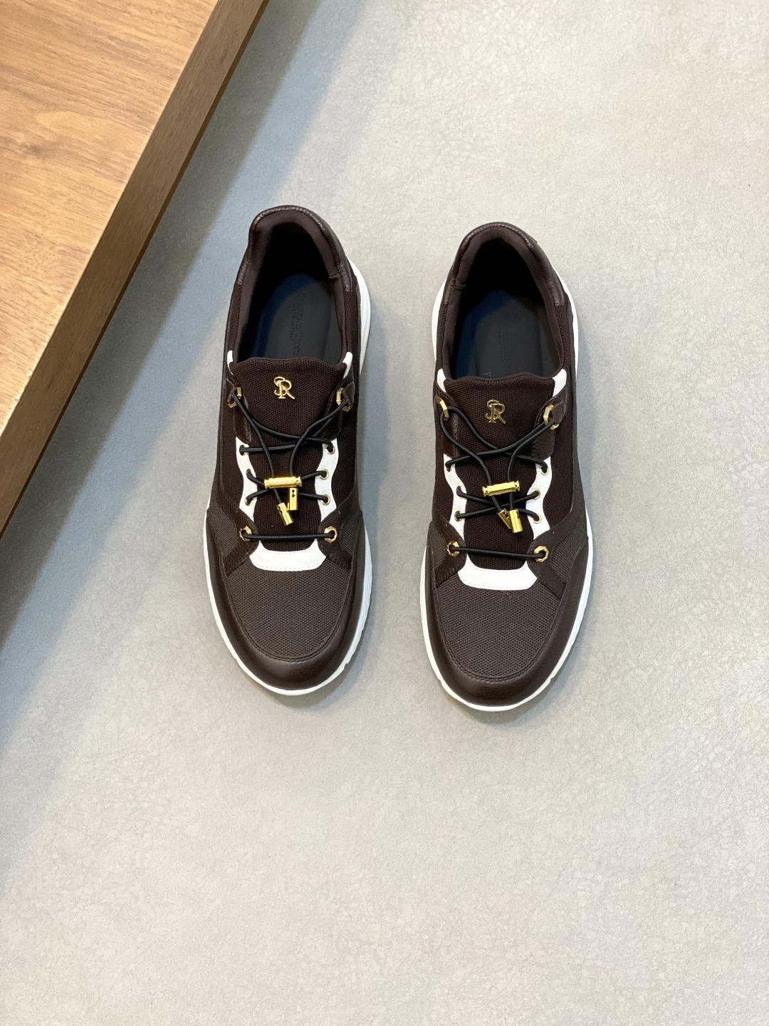 NO:222166,Stefano Ricci Stephen's high-end luxury brand, men's casual sneakers, original cowhide, high-end and delicate texture, full calfskin fabric inside, soft skin, simple and not simple, full of retro feel, I like it more and more time!  38-44 (45 customized), Stephen - casual shoes, sneakers, cowhide19860909Stefano Ricci 史蒂芬高端奢侈品牌,男士休闲运动鞋,原版牛皮,质感高端细腻,内里全小牛皮面料,贴肤柔软,简约不简单,复古感十足,越穿越喜欢！38-44（45订做）,史蒂芬-休闲鞋,sneakers,cowhide,Men's shoes