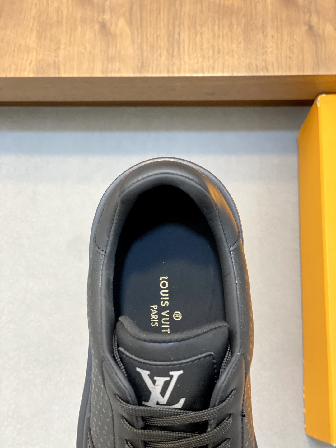 Men's Premium Leather Sneakers with Monogram Detail - Classic Style & Comfort 8 cmp i1744216685798 318 0 6