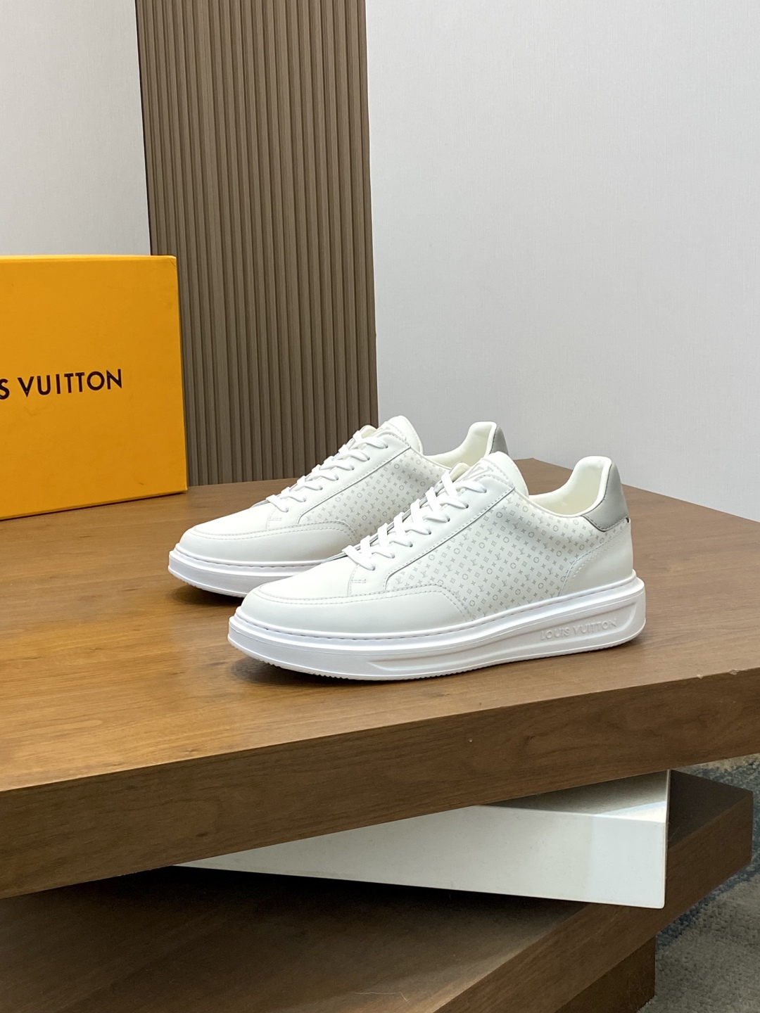 Louis Vuitton Men's White Leather Monogram Sneakers Lace-Up Casual Shoes 4 cmp i1744216729400 4943 0 2