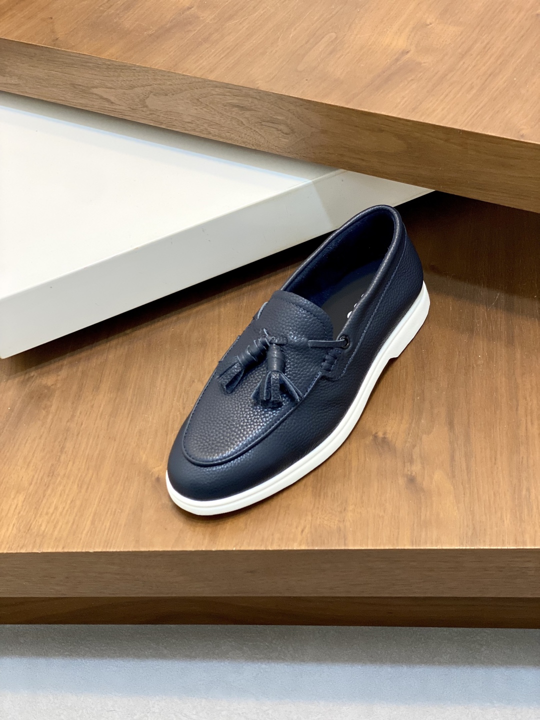 BOSS Men's Slip-On Tassel Loafers Premium Leather Comfortable and Breathable 7 cmp i1744217346371 9047 0 5
