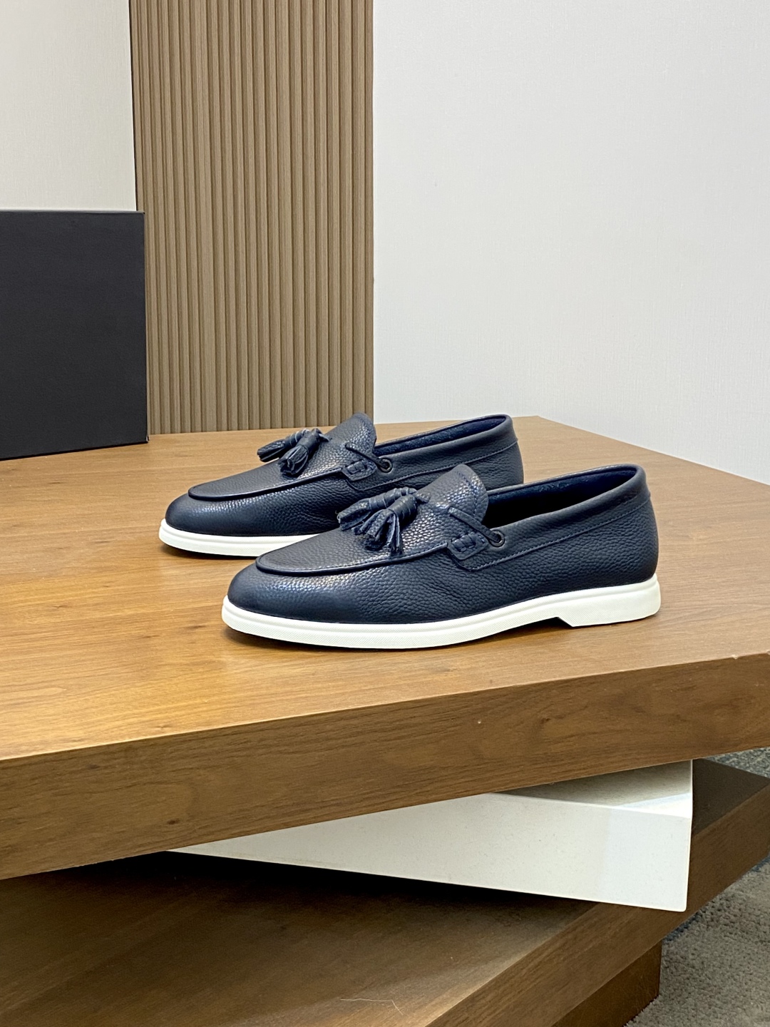 BOSS Men's Slip-On Tassel Loafers Premium Leather Comfortable and Breathable 4 cmp i1744217525952 3325 0 2