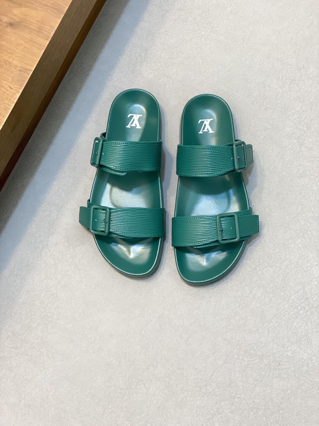 Louis Vuitton Women's Sandals Adjustable Strap Comfort Slides Summer Shoes 1 Louis Vuitton Women's Sandals Adjustable Strap Comfort Slides Summer Shoes